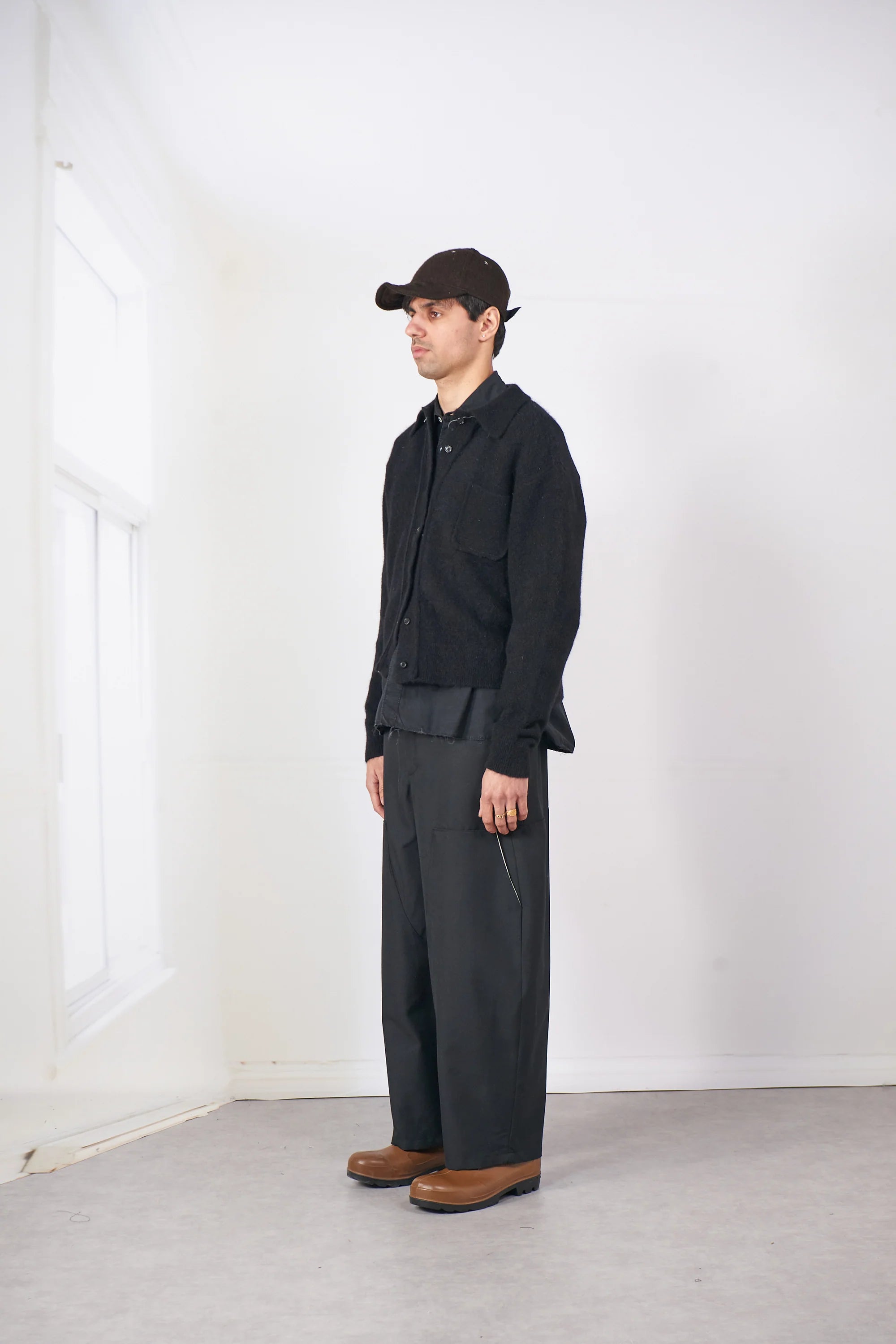 BLACK HAIRY CARDIGAN