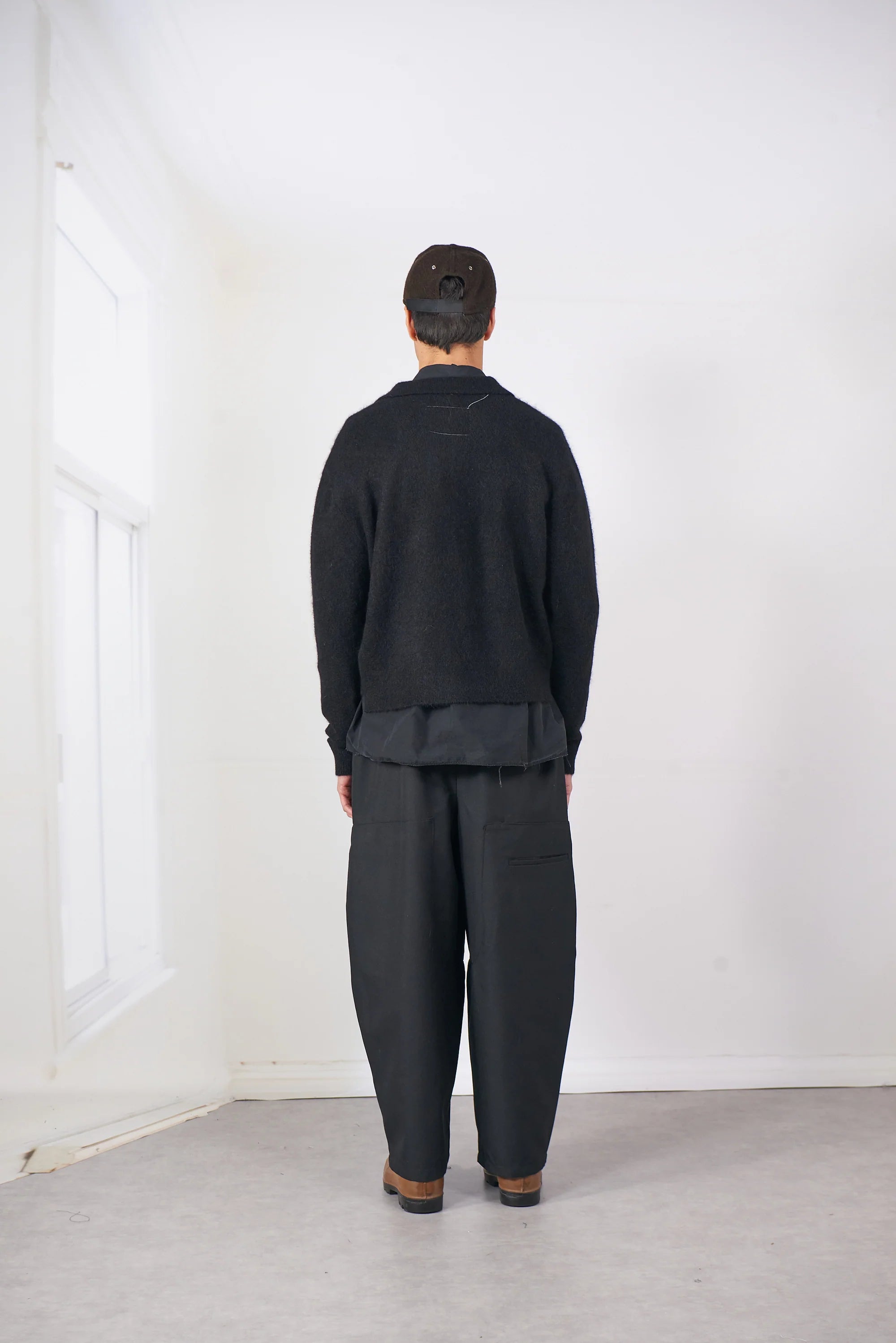 BLACK HAIRY CARDIGAN