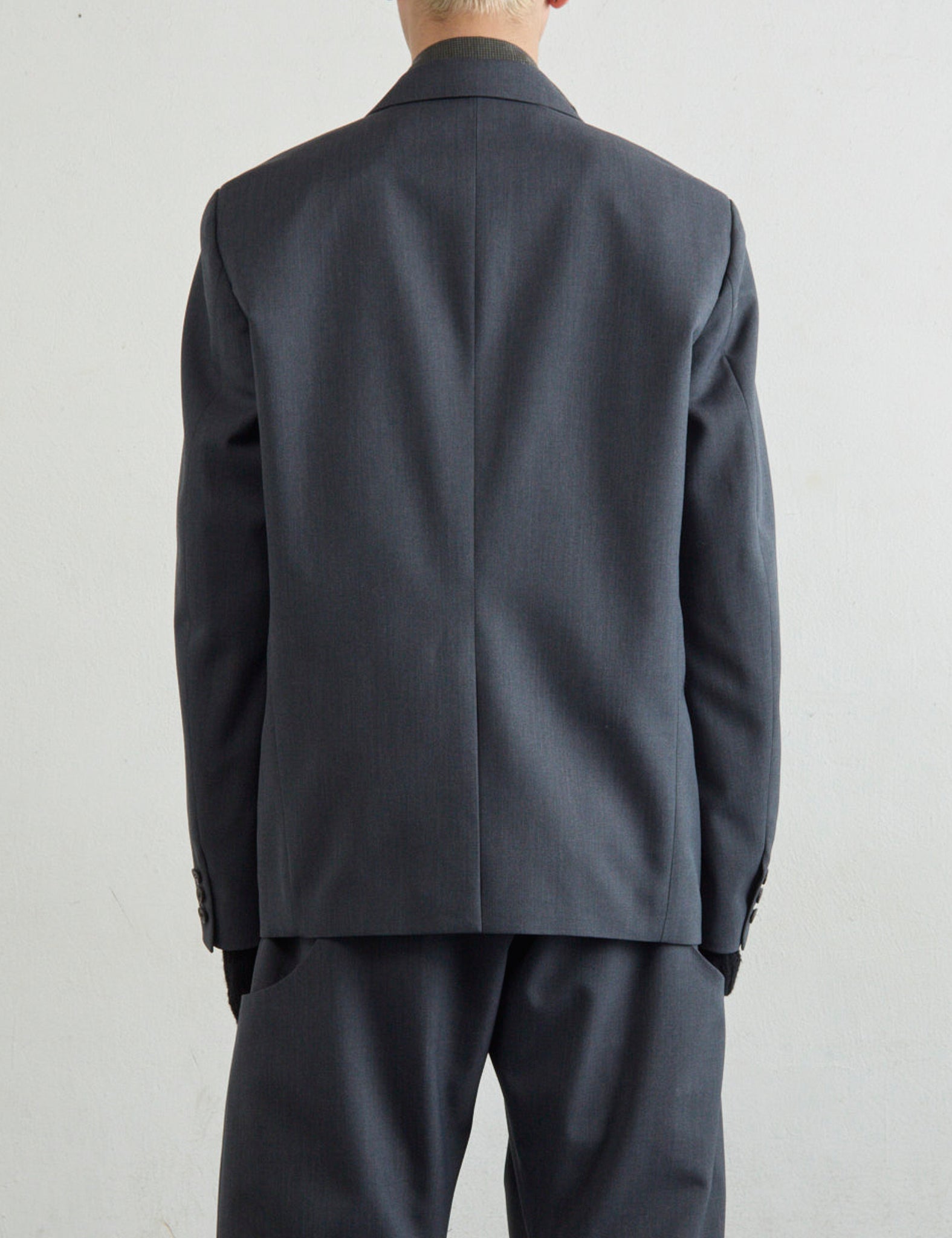 CHARCOAL PANELLED SINGLE-BREASTED BLAZER