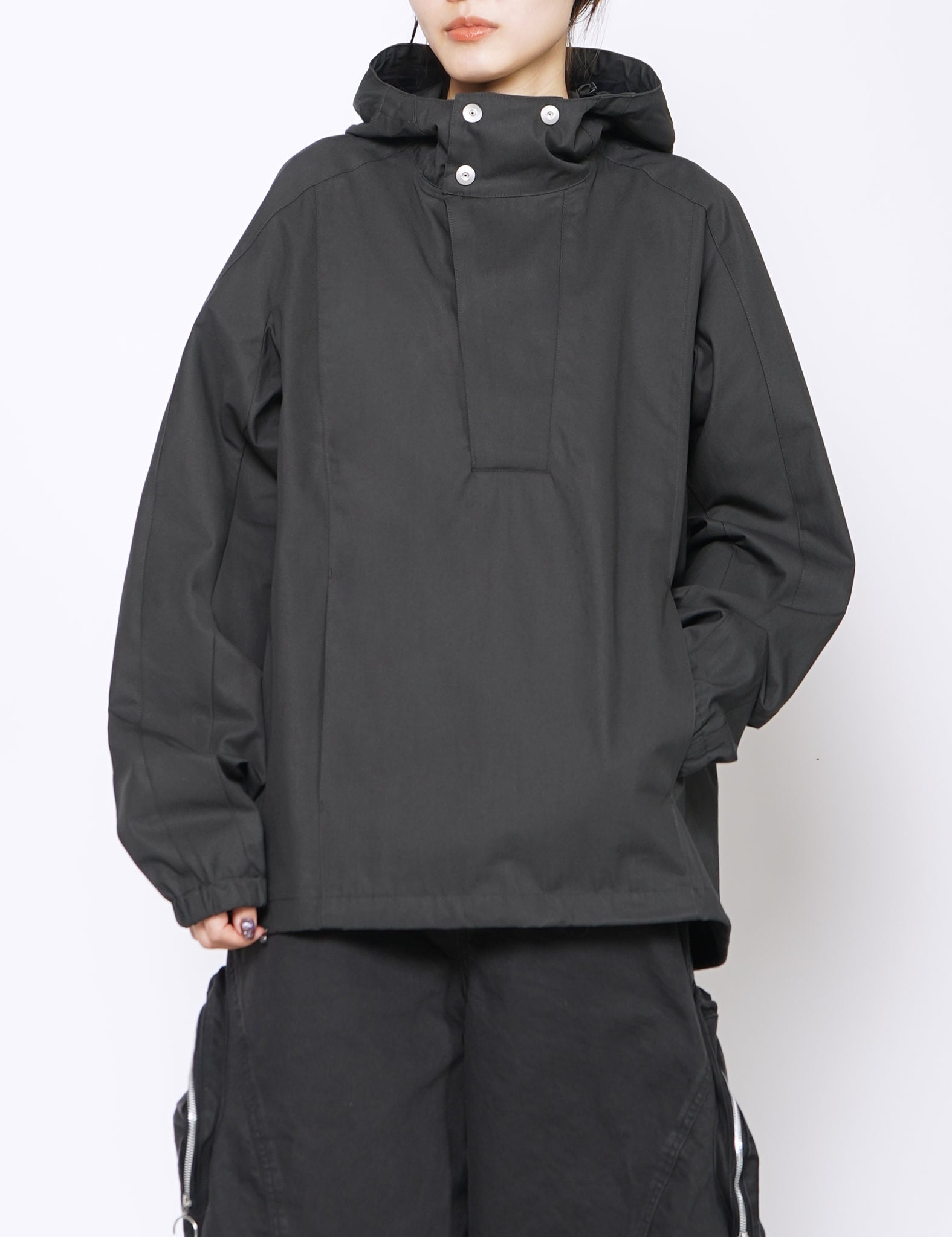 CHARCOAL COTTON GABARDINE AIDOS PARKA