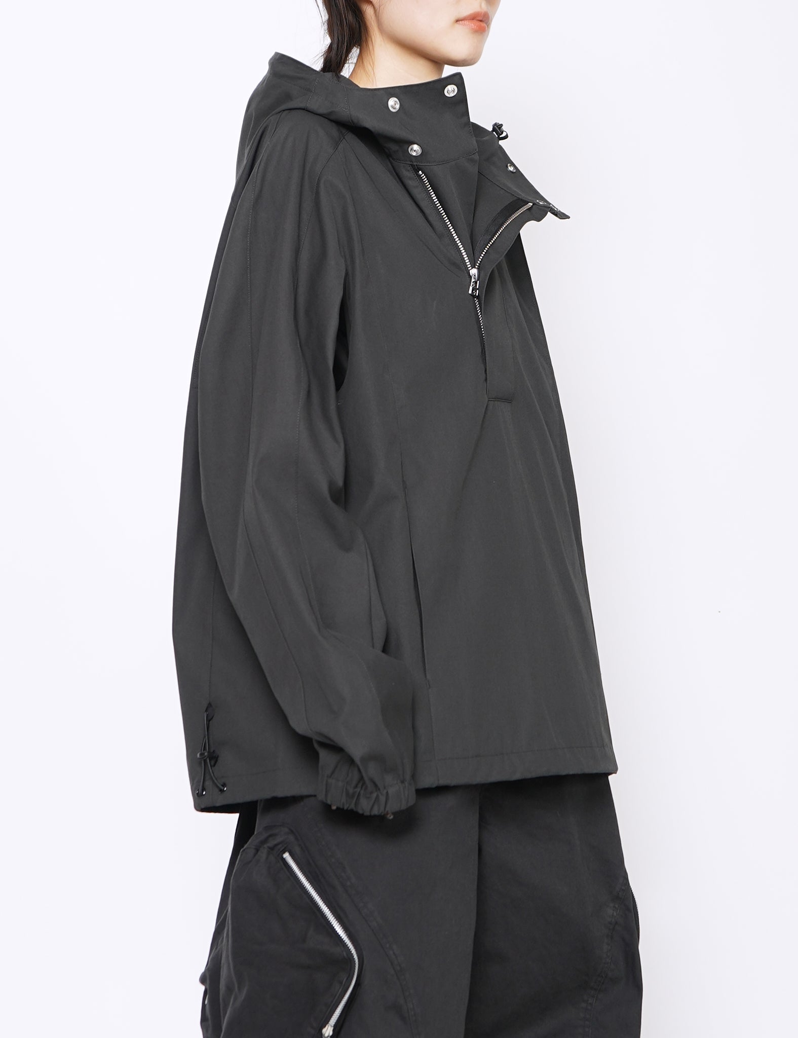 CHARCOAL COTTON GABARDINE AIDOS PARKA