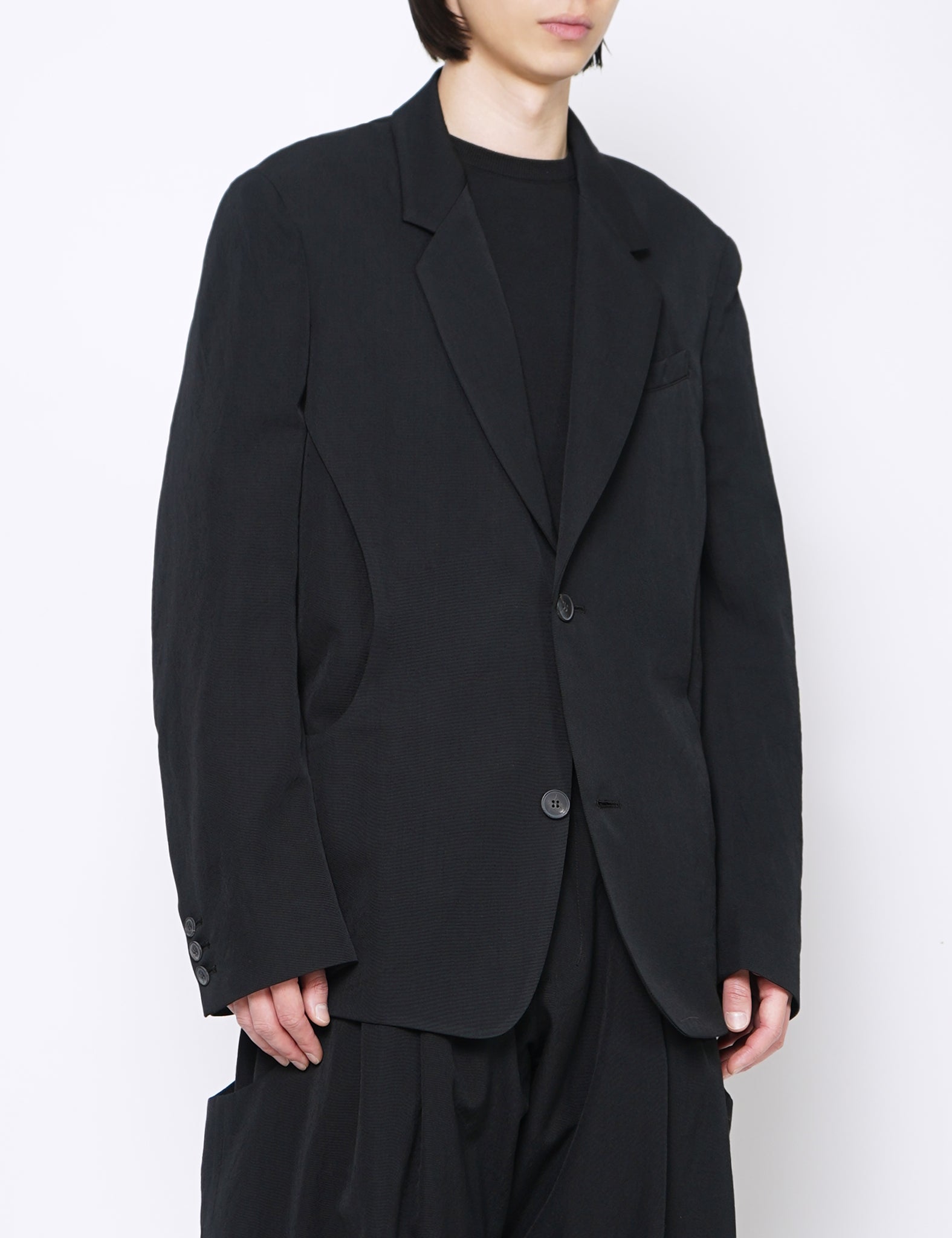 BLACK PANELLED SINGLE-BREASTED BLAZER