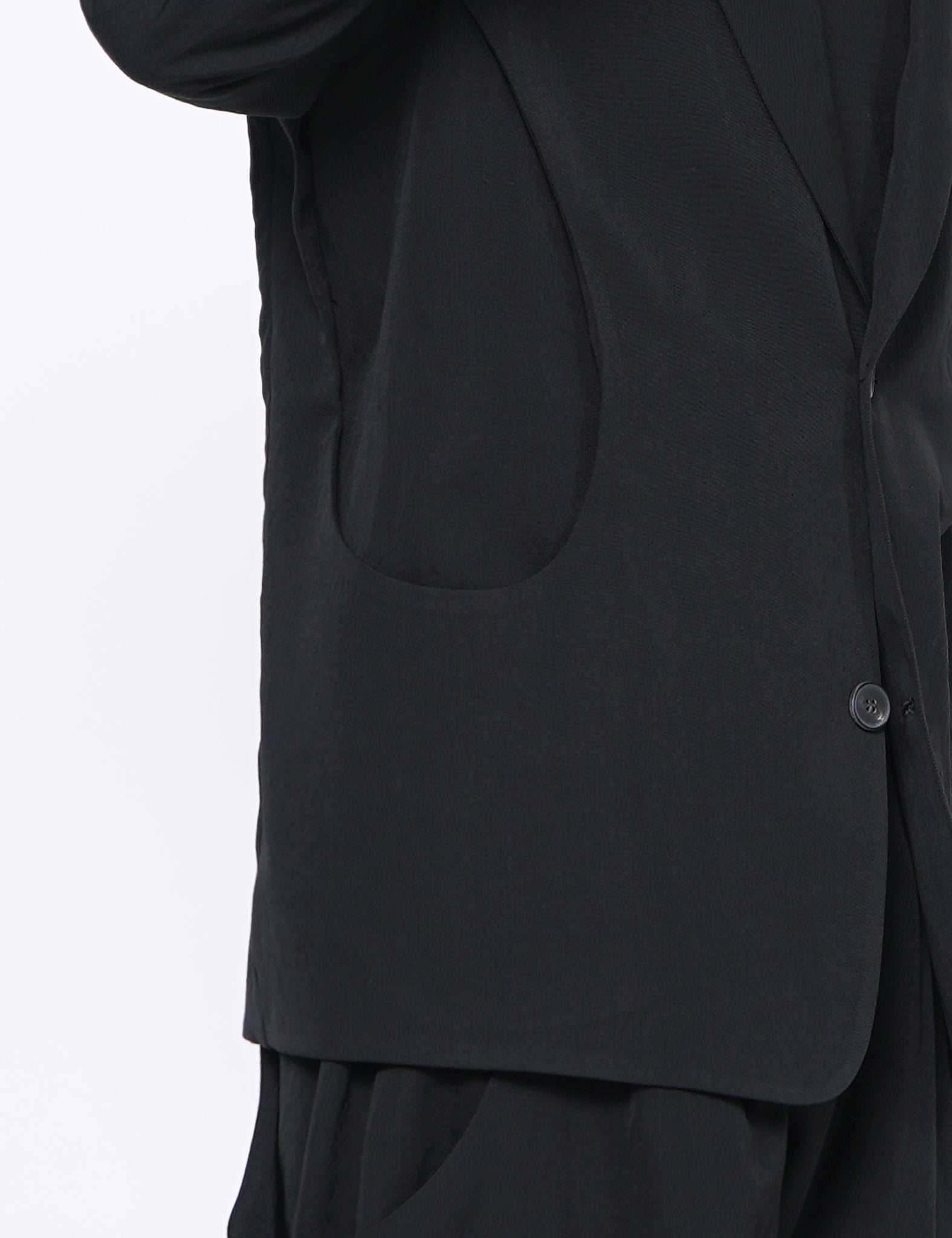 BLACK PANELLED SINGLE-BREASTED BLAZER
