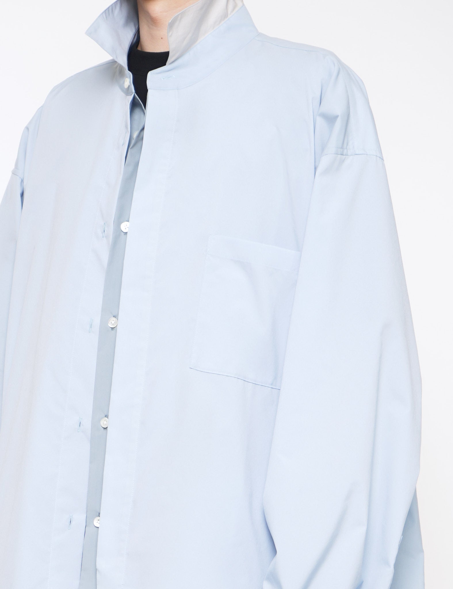GRAPH LAYER EXCLUSIVE - L.BLUE x G.BLUE OVERSIZED WIND SHIRT