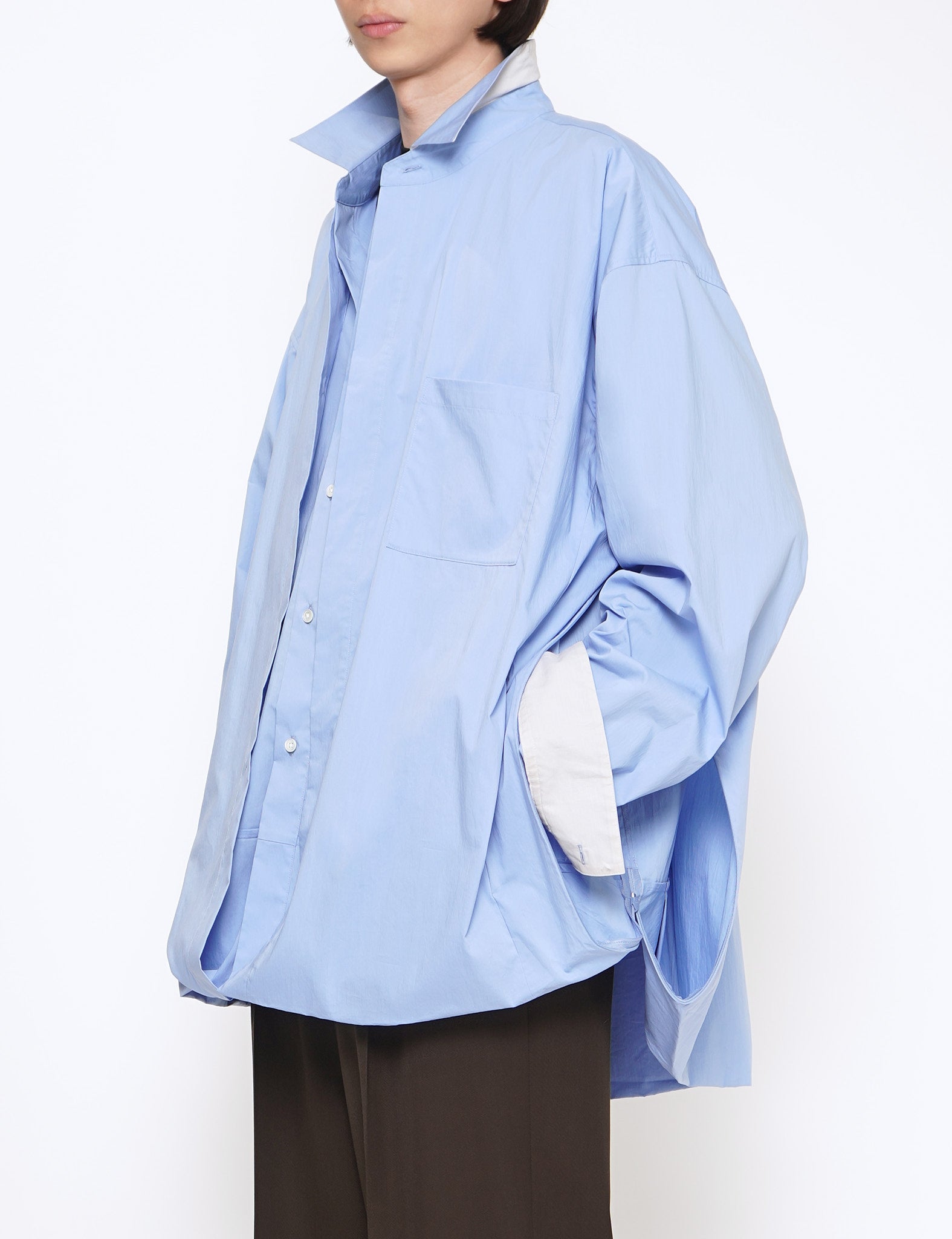 GRAPH LAYER EXCLUSIVE - SAX OVERSIZED WIND SHIRT