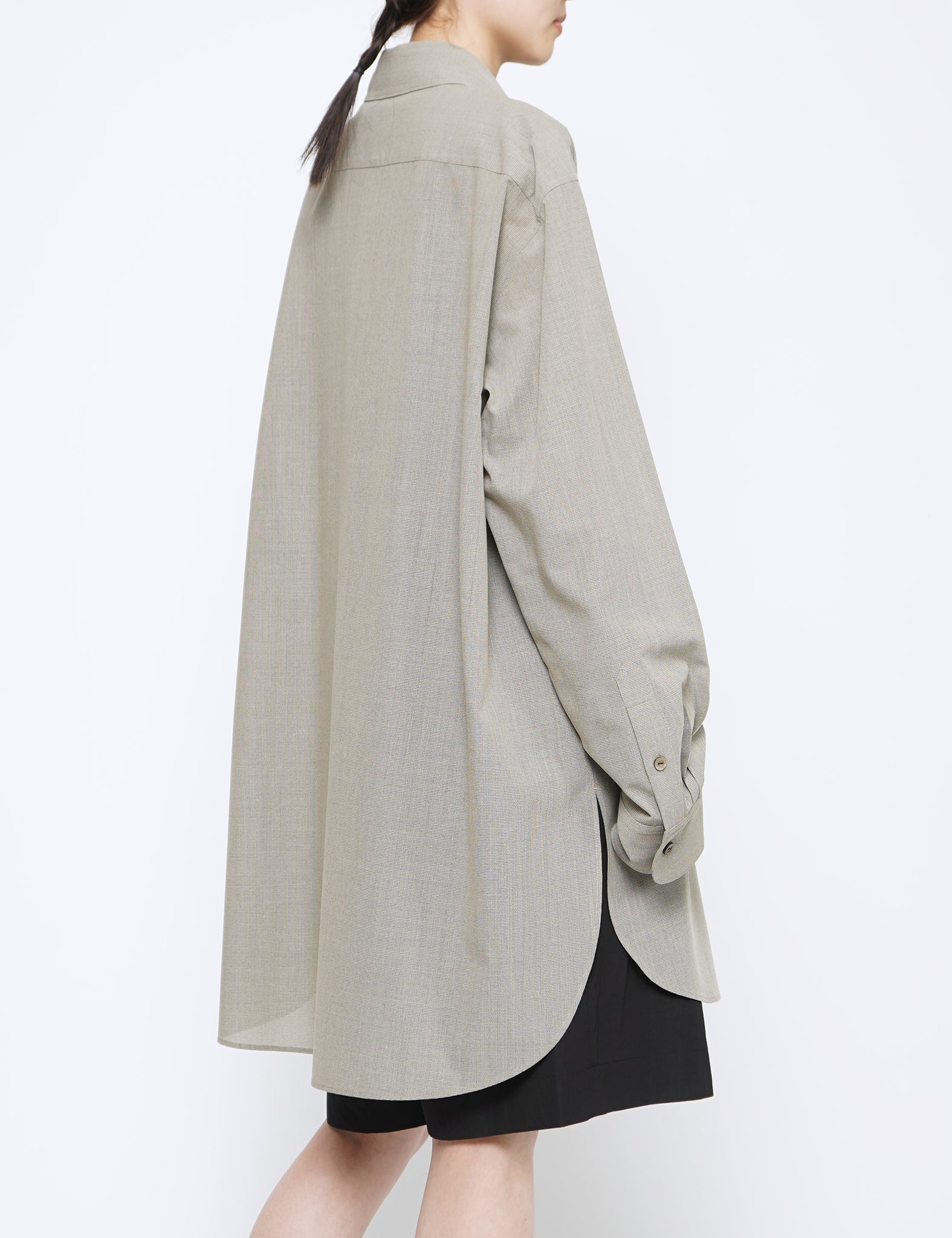 BEIGE MIDDLE LENGTH SHIRT
