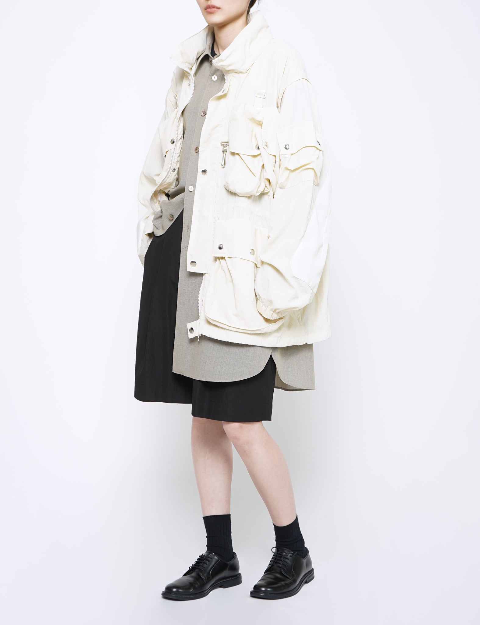 BEIGE MIDDLE LENGTH SHIRT