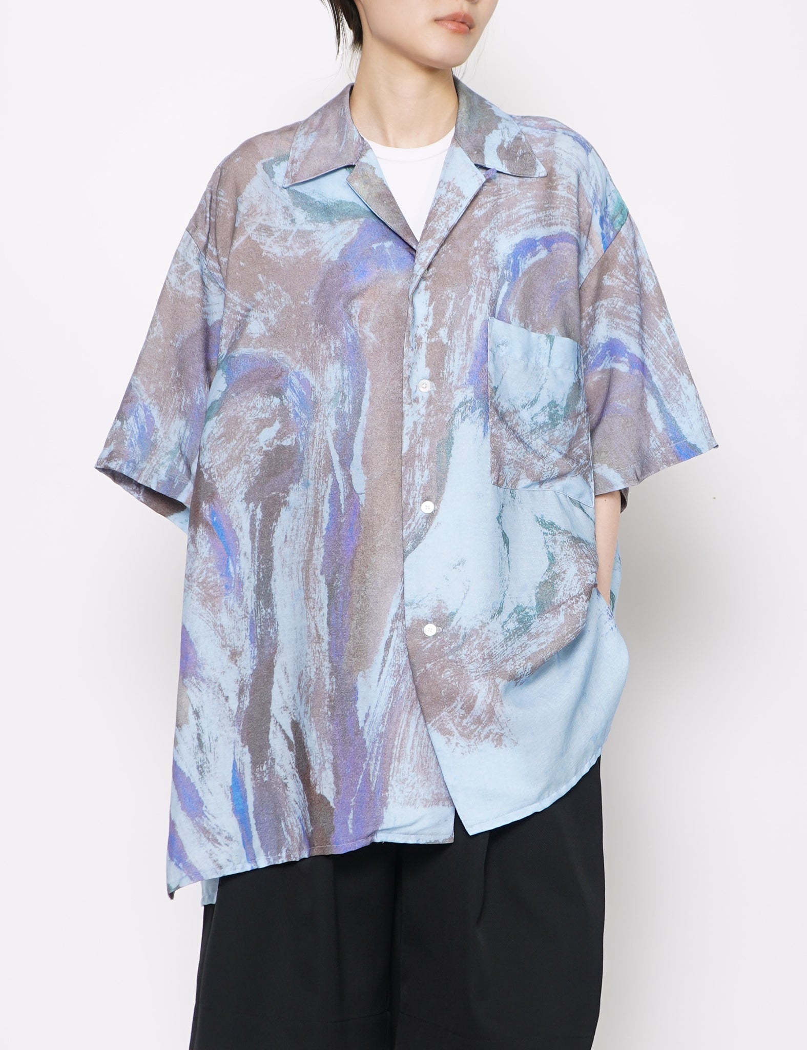 BLUE FLOWER PRINTED OPEN COLLAR SHIRT
