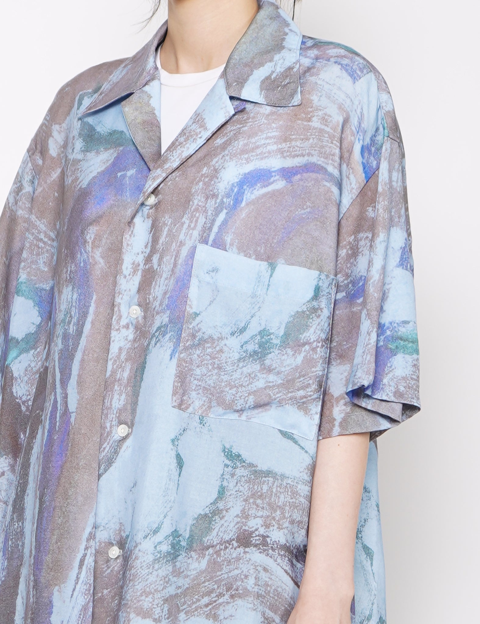 BLUE FLOWER PRINTED OPEN COLLAR SHIRT