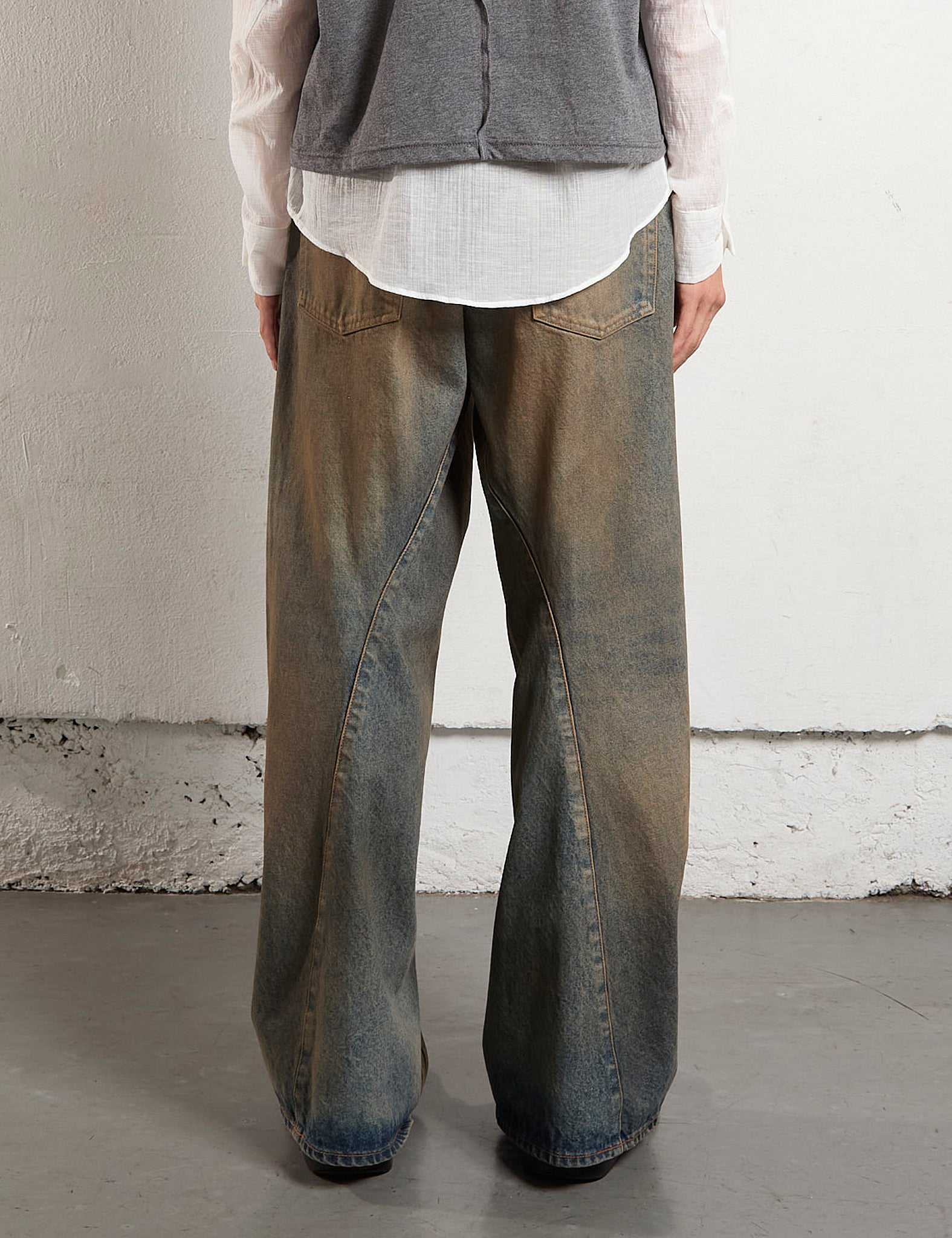 MUD FADED INDIGO 3D TWISTED WIDE LEG JEANS