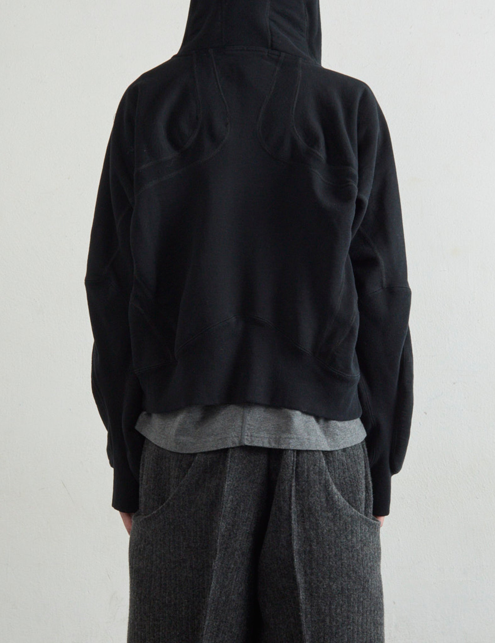 BLACK PANELLED ZIP UP HOODIE