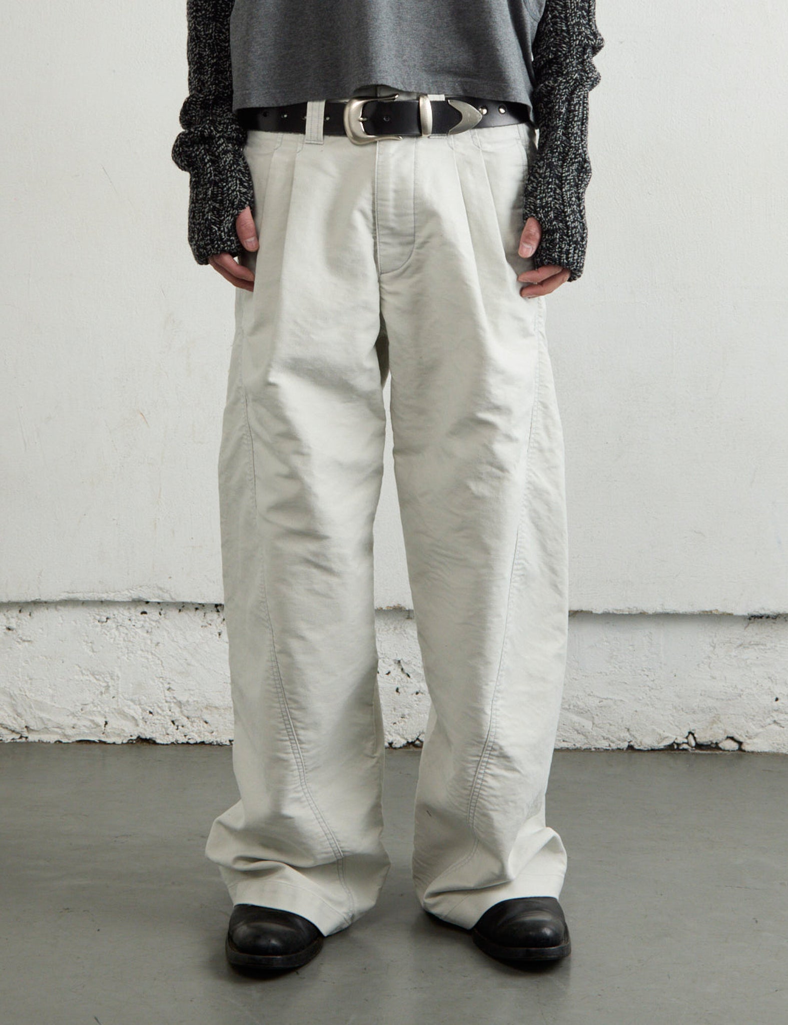 WHITE TUCKED WIDE LEG TROUSERS