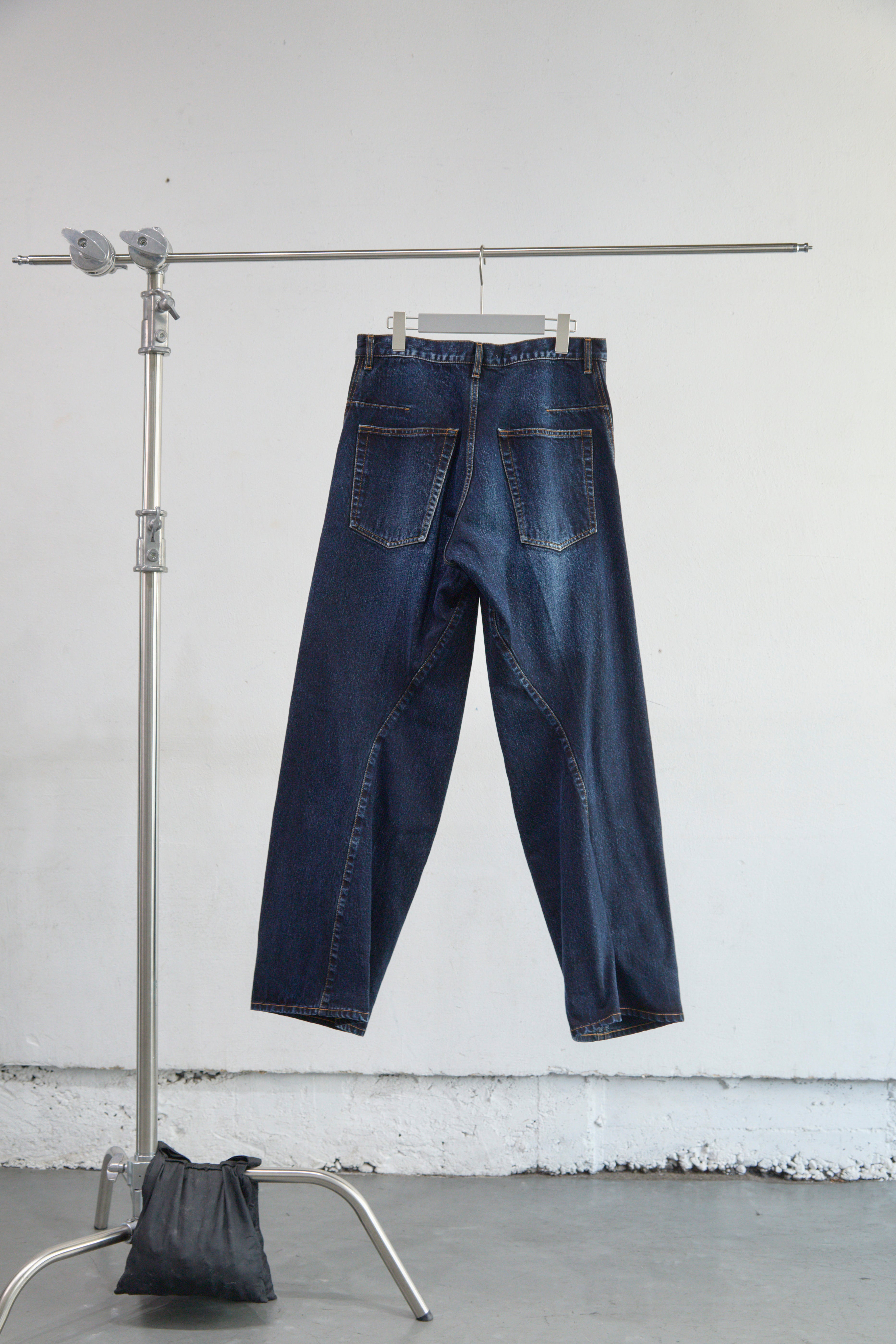 DARK FADED INDIGO 3D TWISTED WIDE LEG JEANS