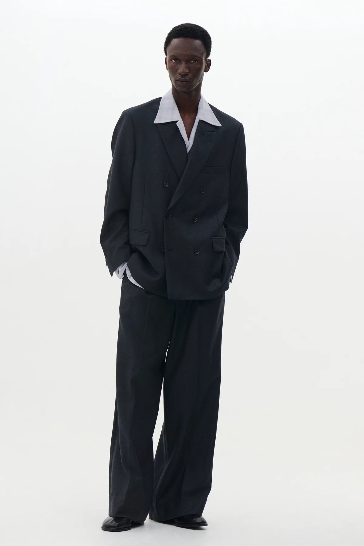 CARBON WOOL GABARDINE 3PLEATED WIDE-LEG TROUSERS