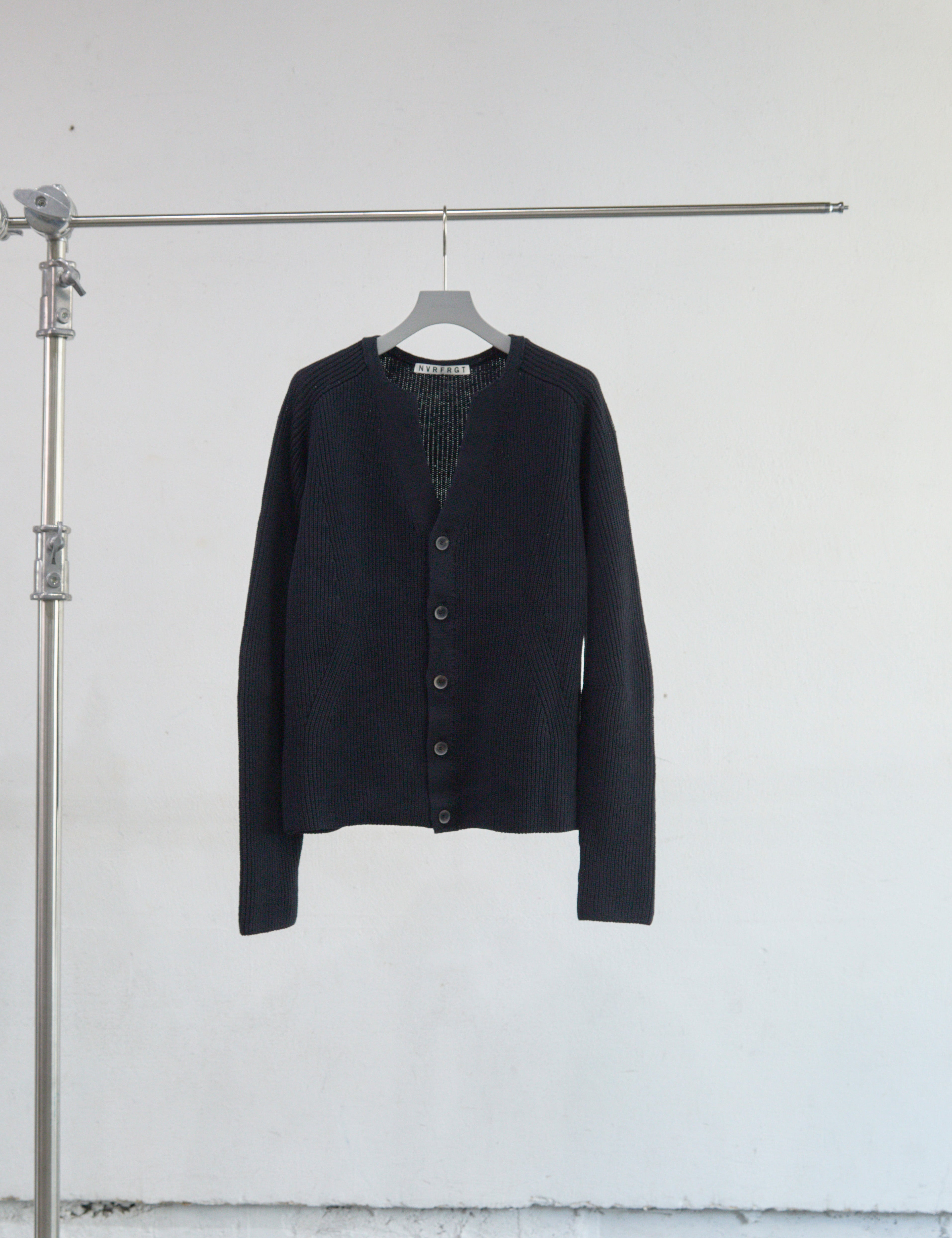 BLACK RIBBED CARDIGAN