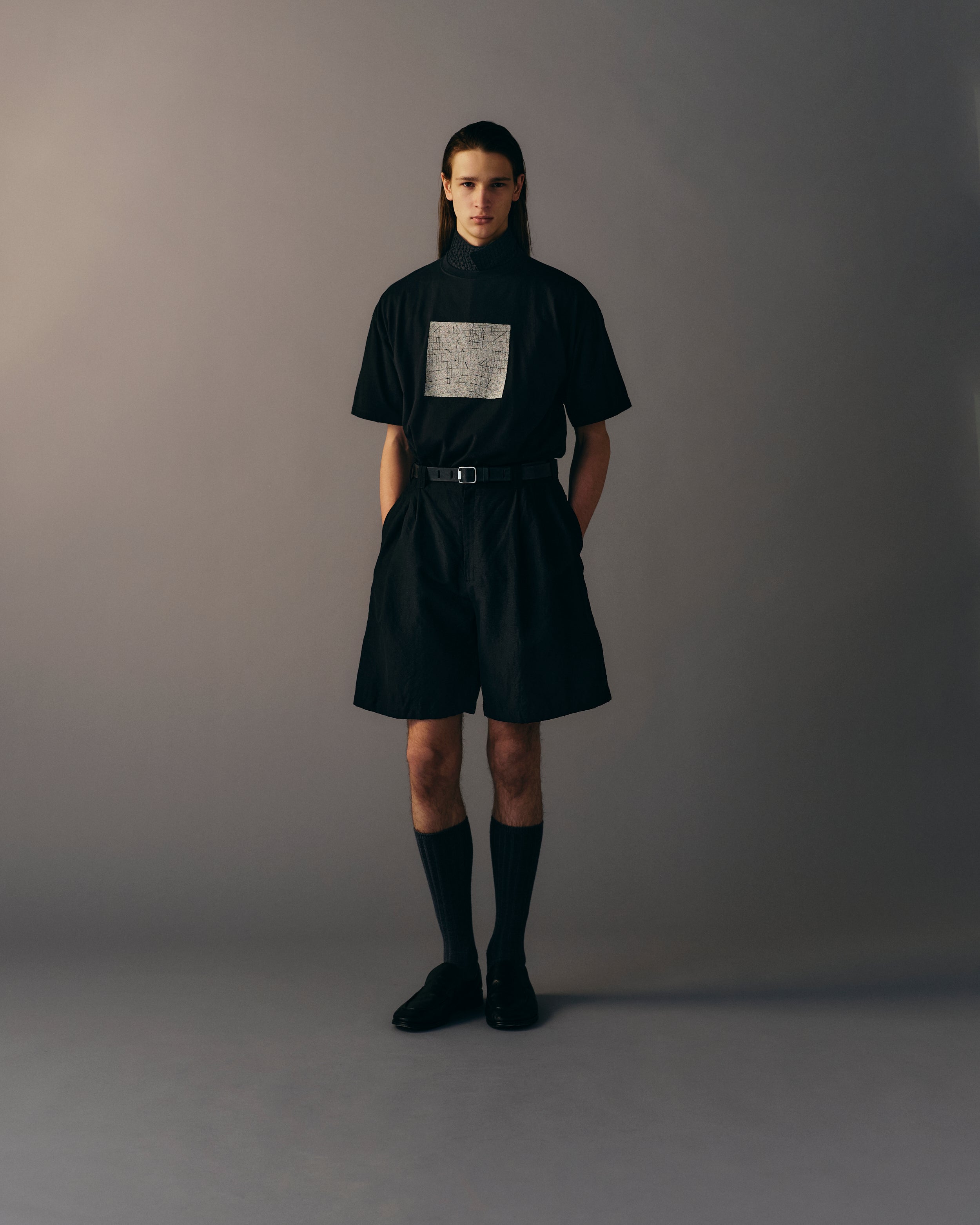 BLACK WOOL LINEN 3PLEATED SHORTS
