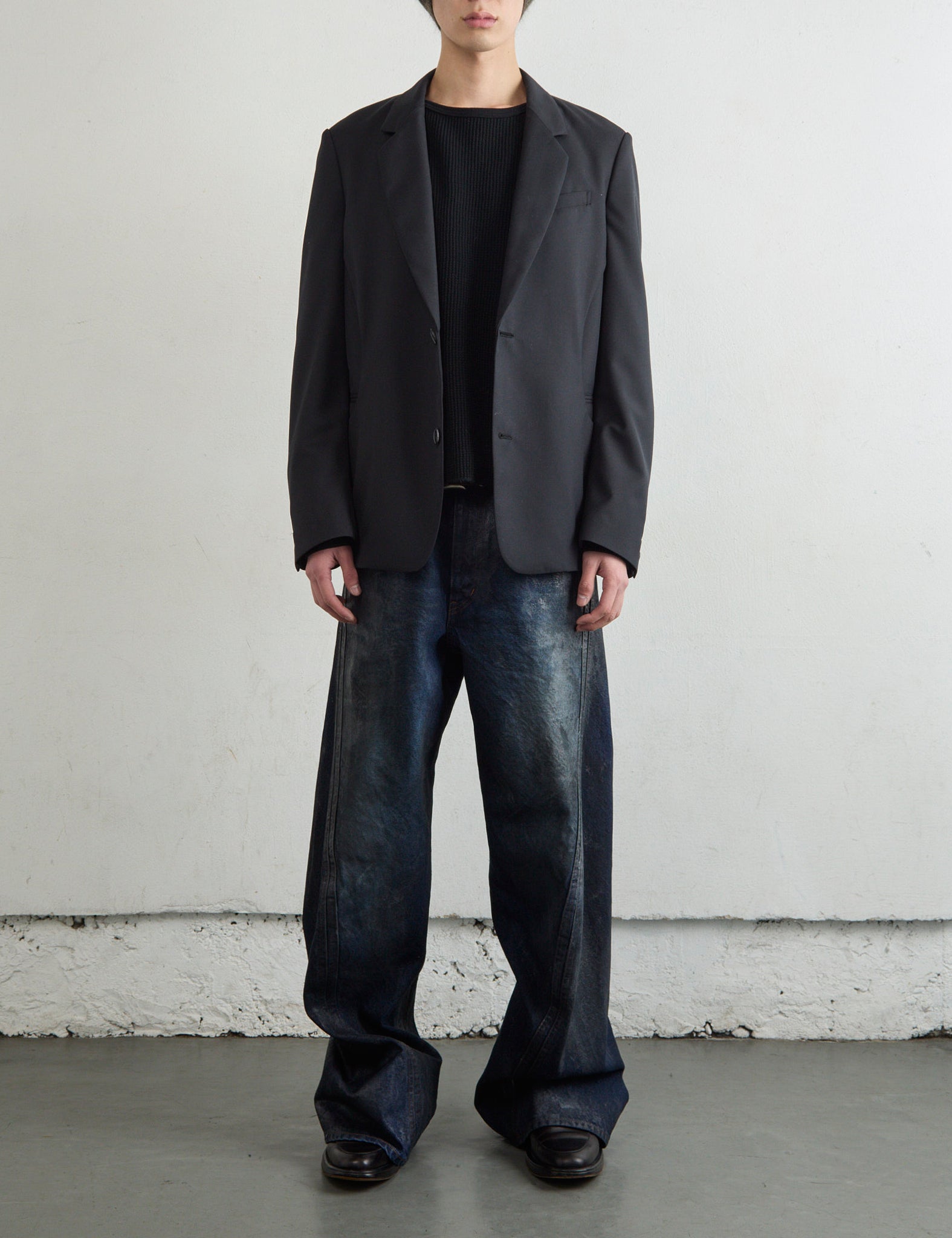 BLACK PANELLED SINGLE-BREASTED BLAZER