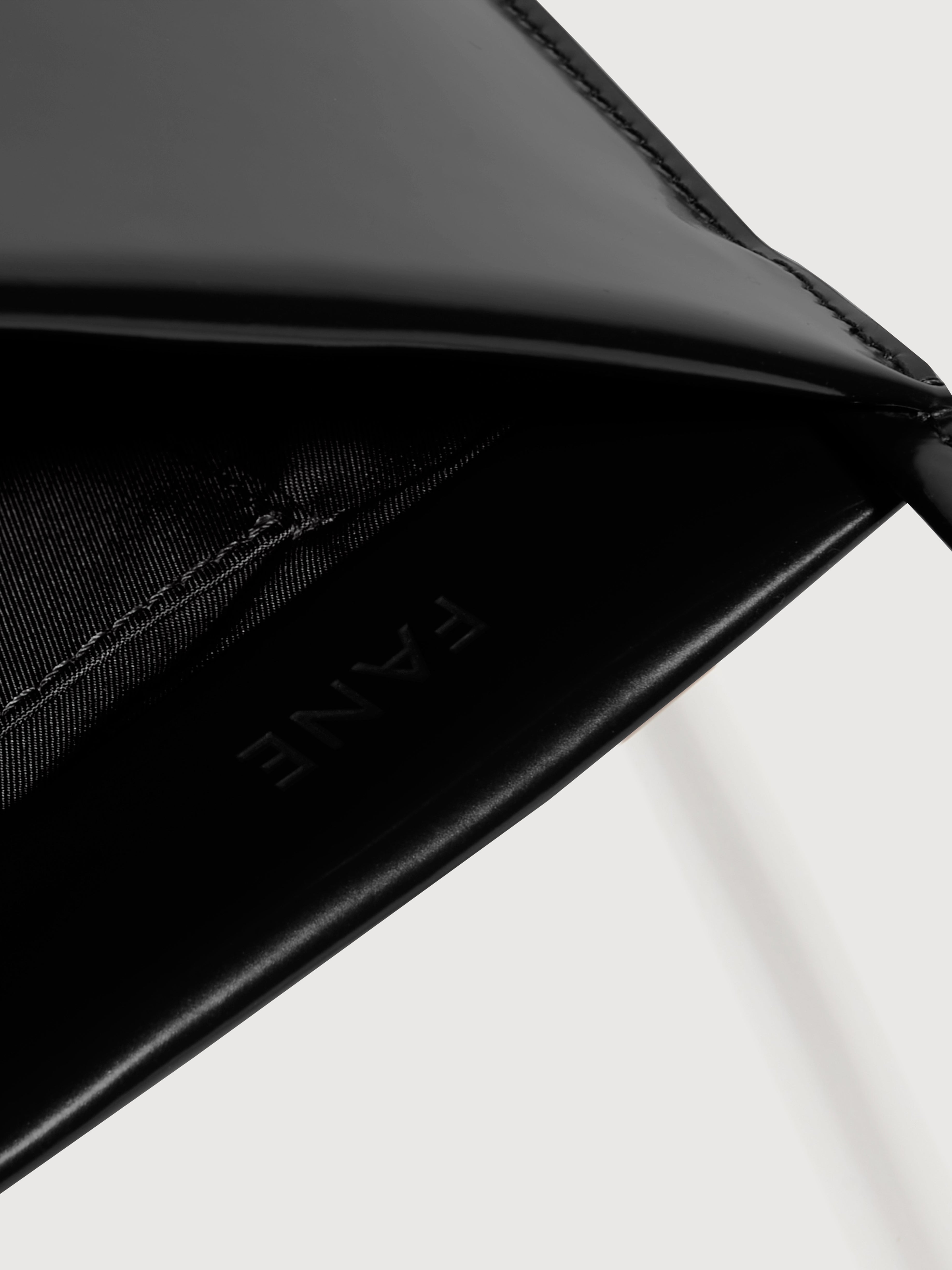 NOIR BLACK SPAZZOLATO CALF LEATHER BRA BAG