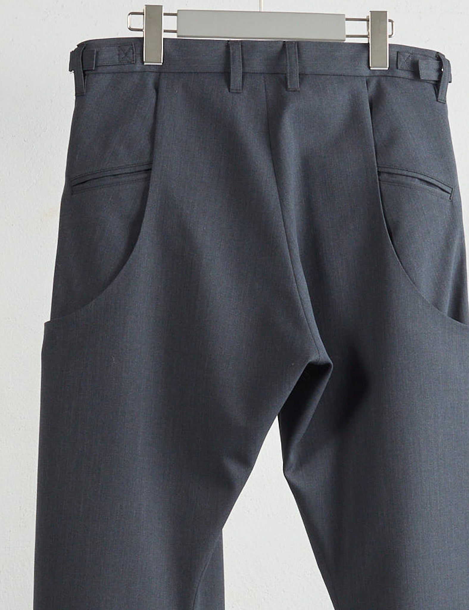 CHARCOAL 2TUCK CURVED LEG TROUSERS