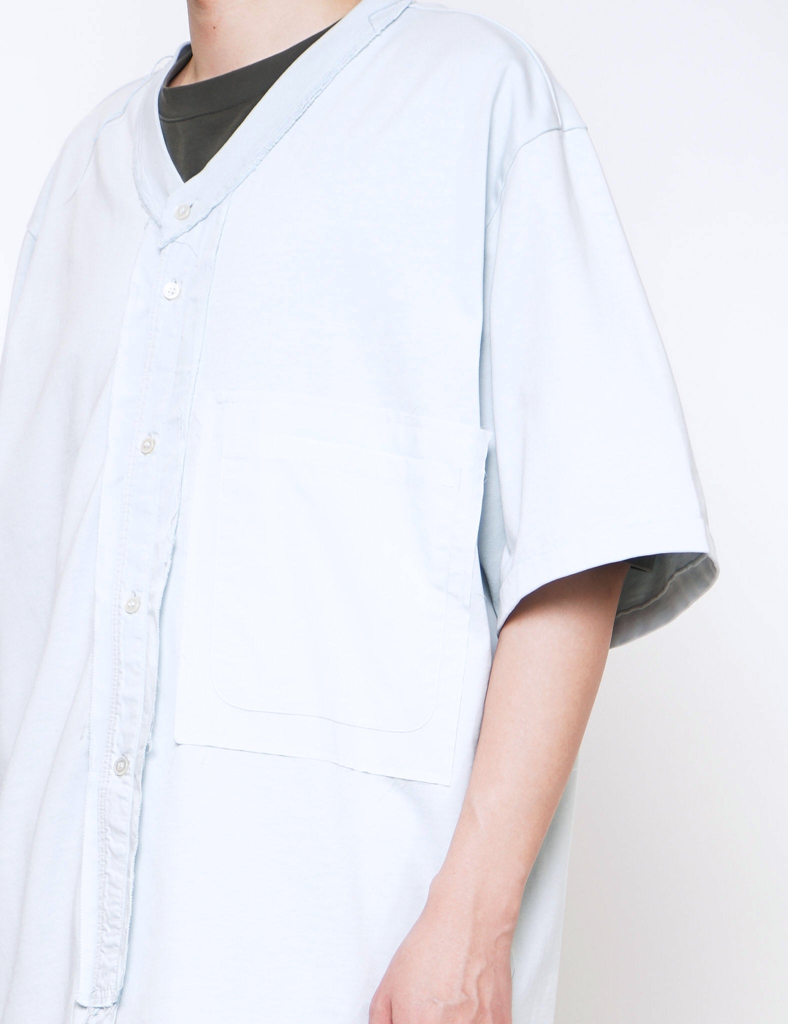 LIGHT BLUE BUTTON BASEBALL TEE