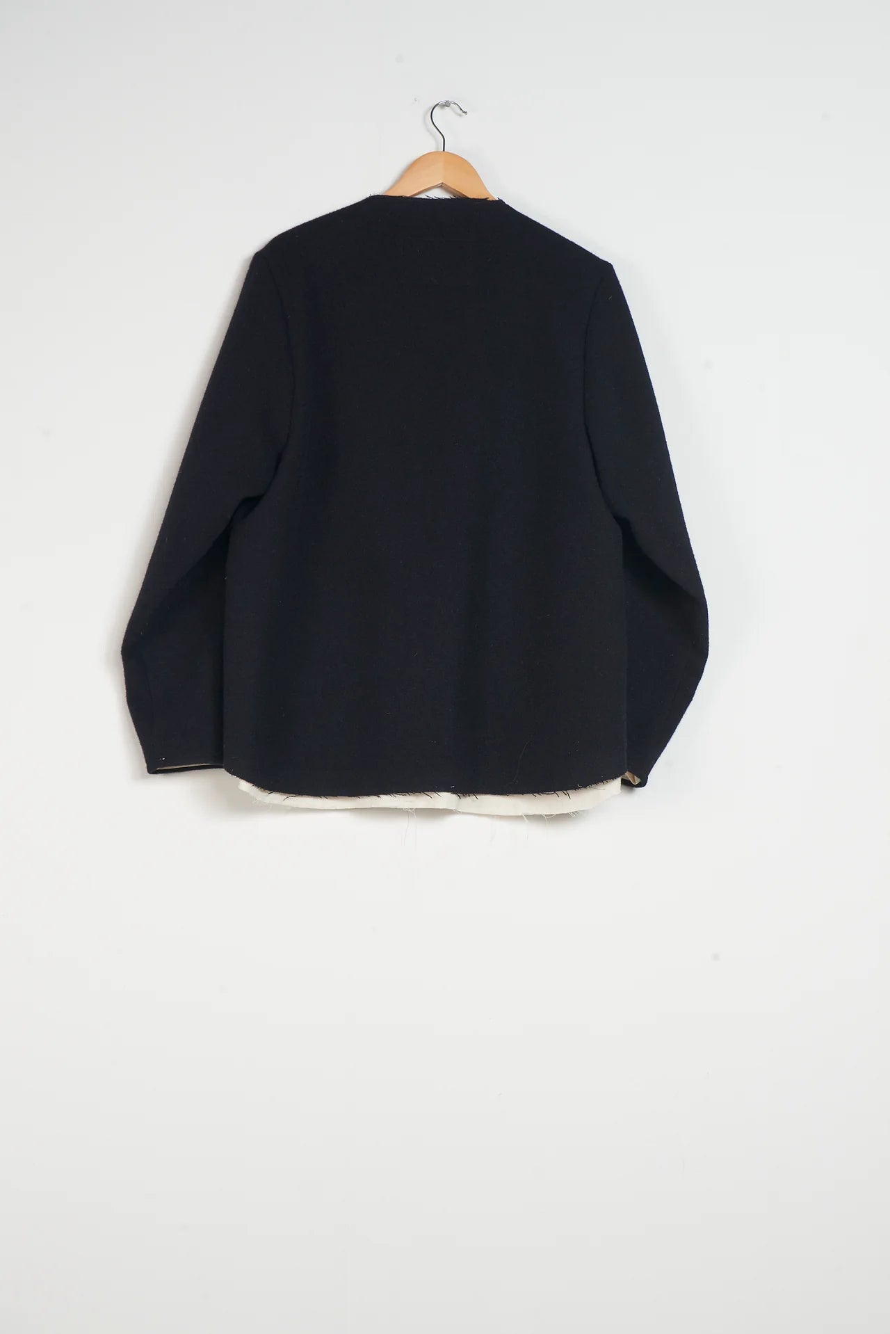 BLACK MELTON WOOL CARDI-V