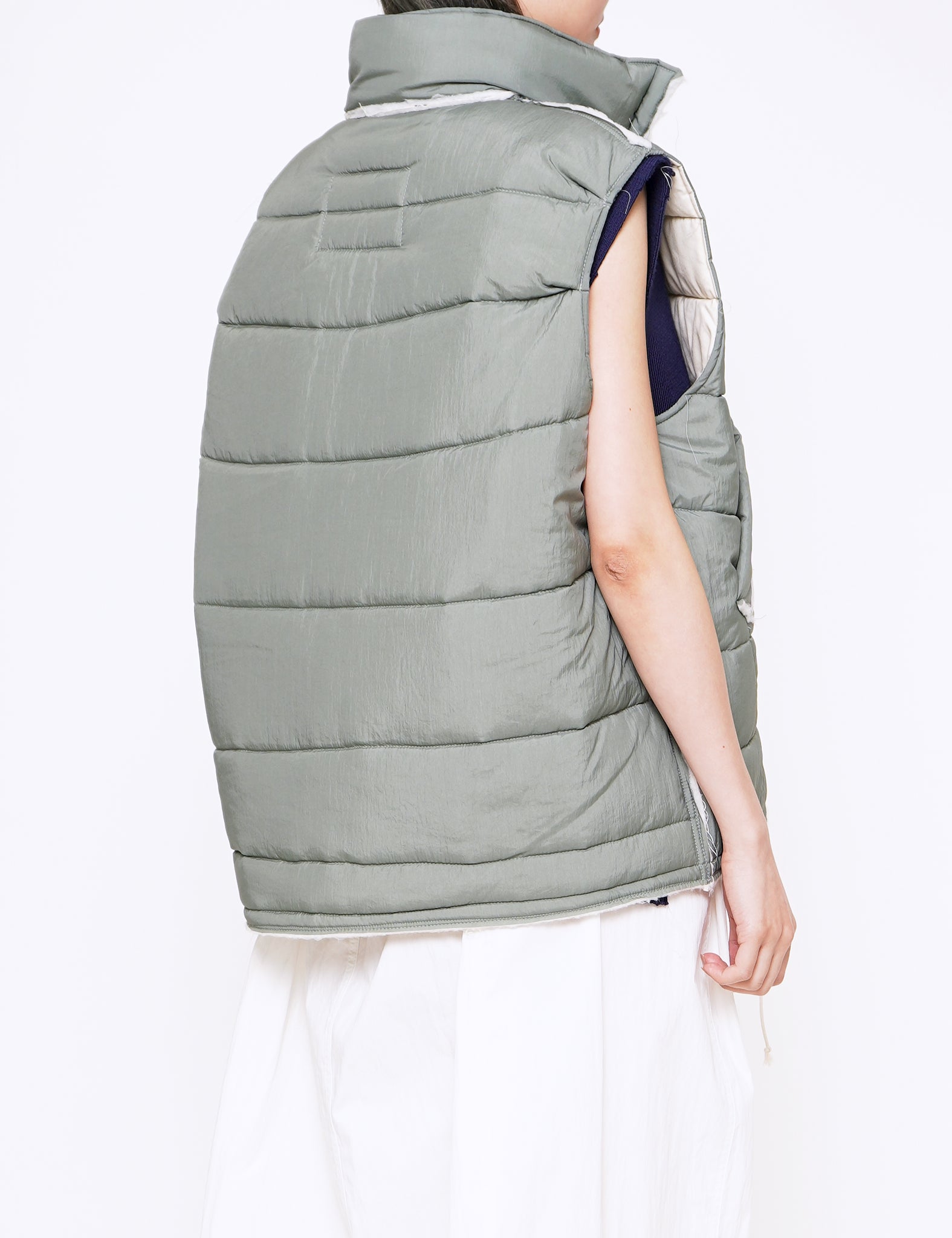 GREEN REVERSIBLE BODY WARMER