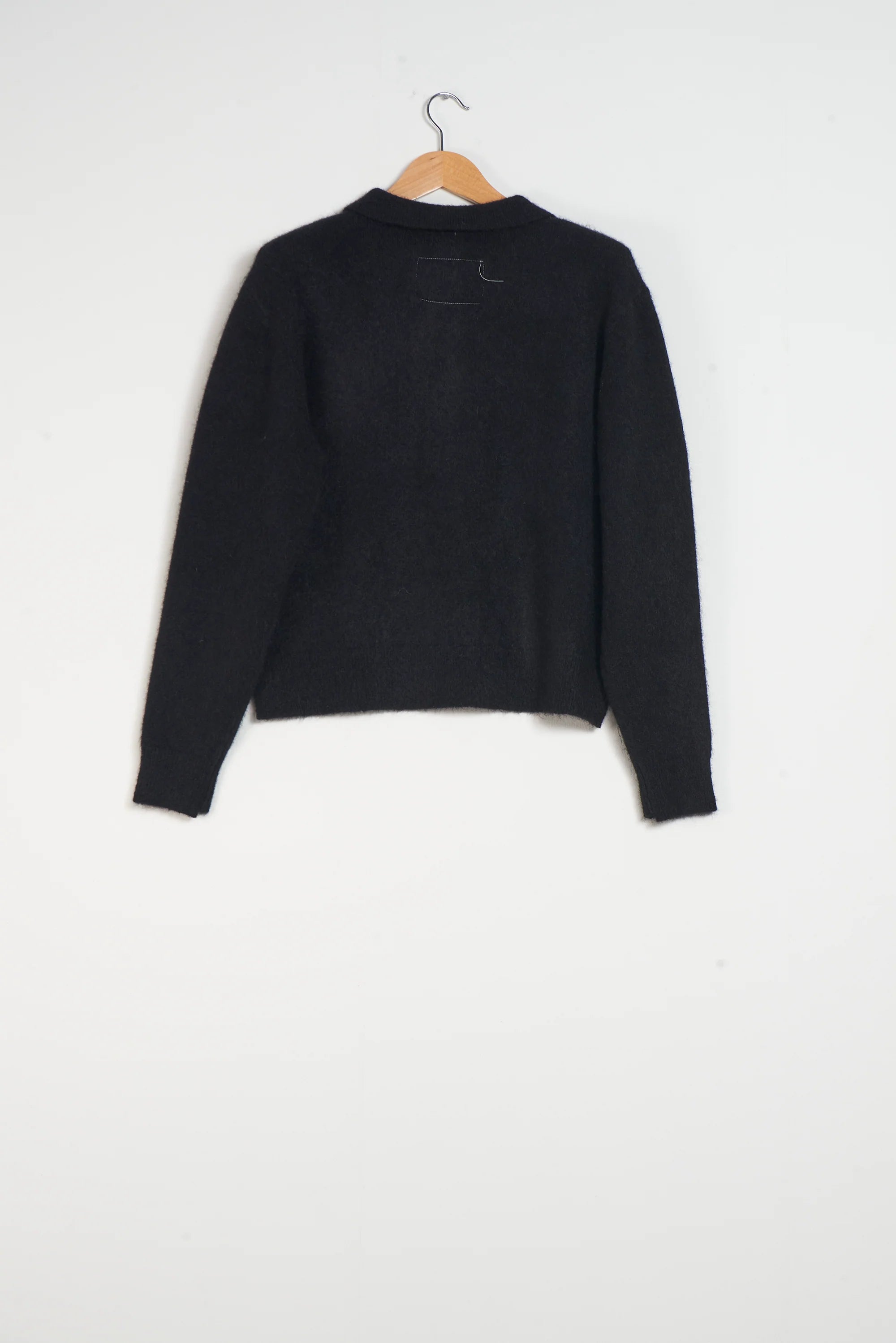 BLACK HAIRY CARDIGAN