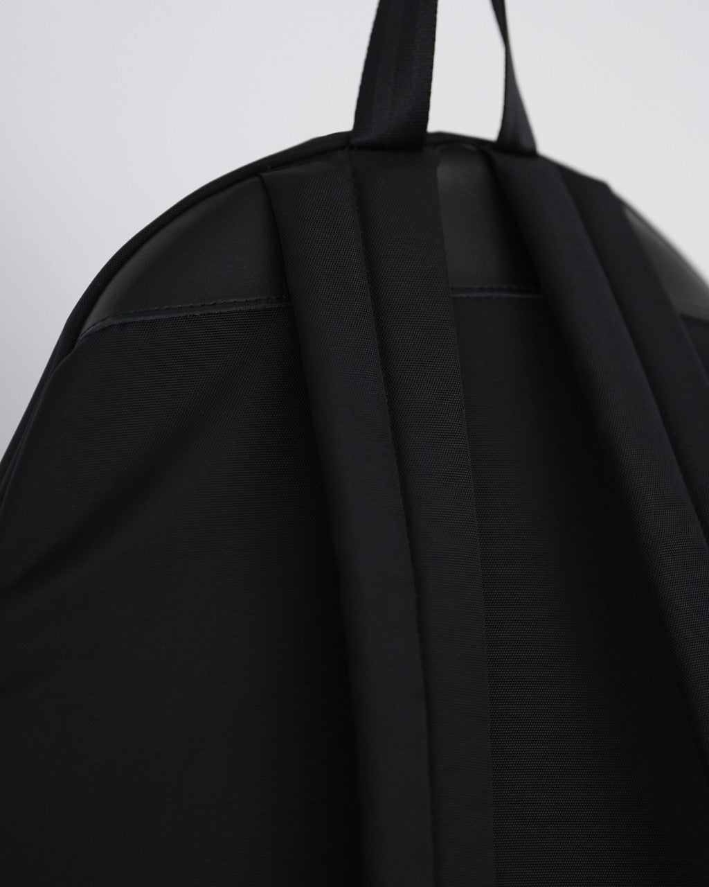 GRAPH LAYER EXCLUSIVE BLACK NYLON OXFORD BACKPACK
