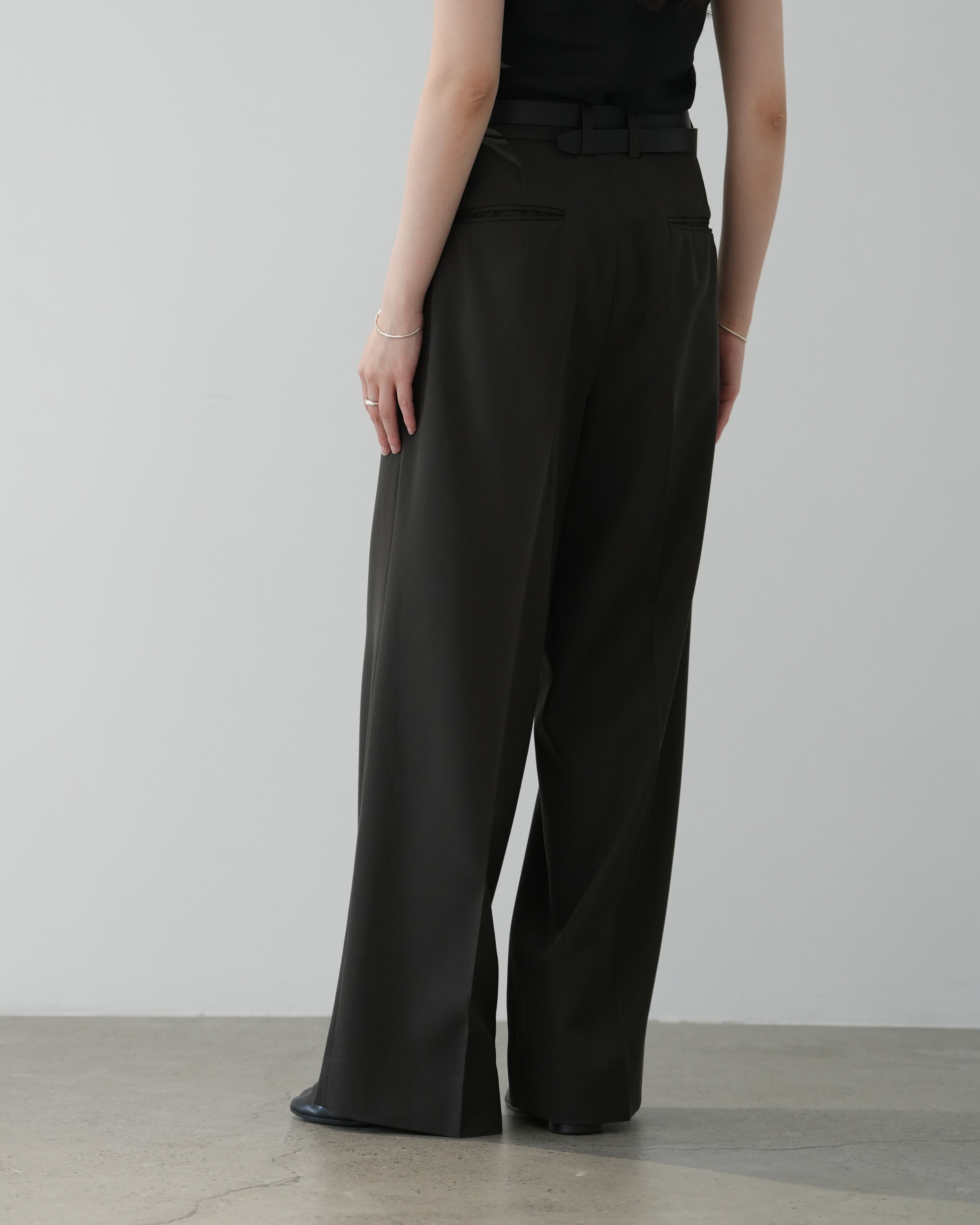 GREY KHAKI LONG WIDE TROUSERS