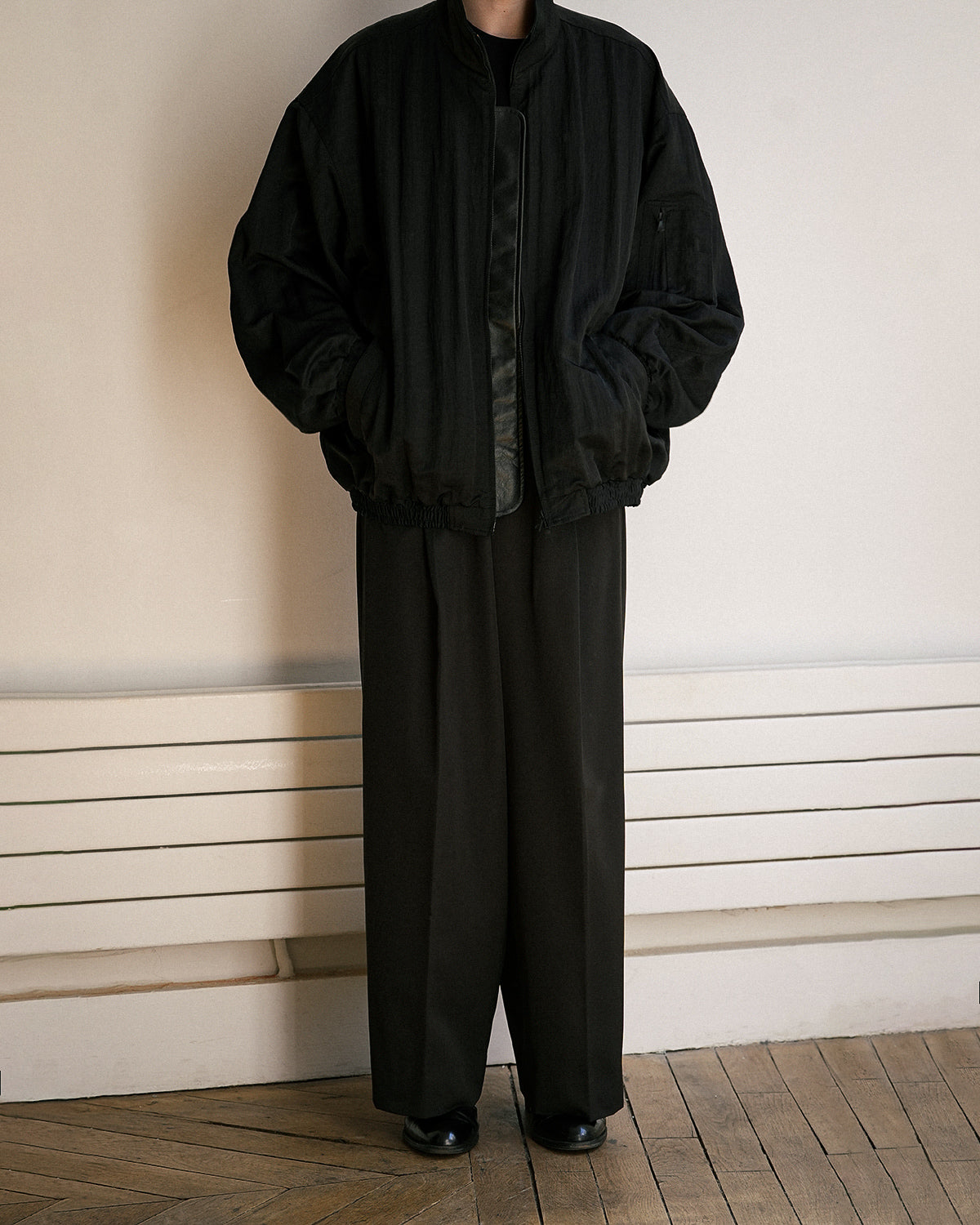 BLACK SHRUNK NYLON OVERSIZED FLIGHT JACKET