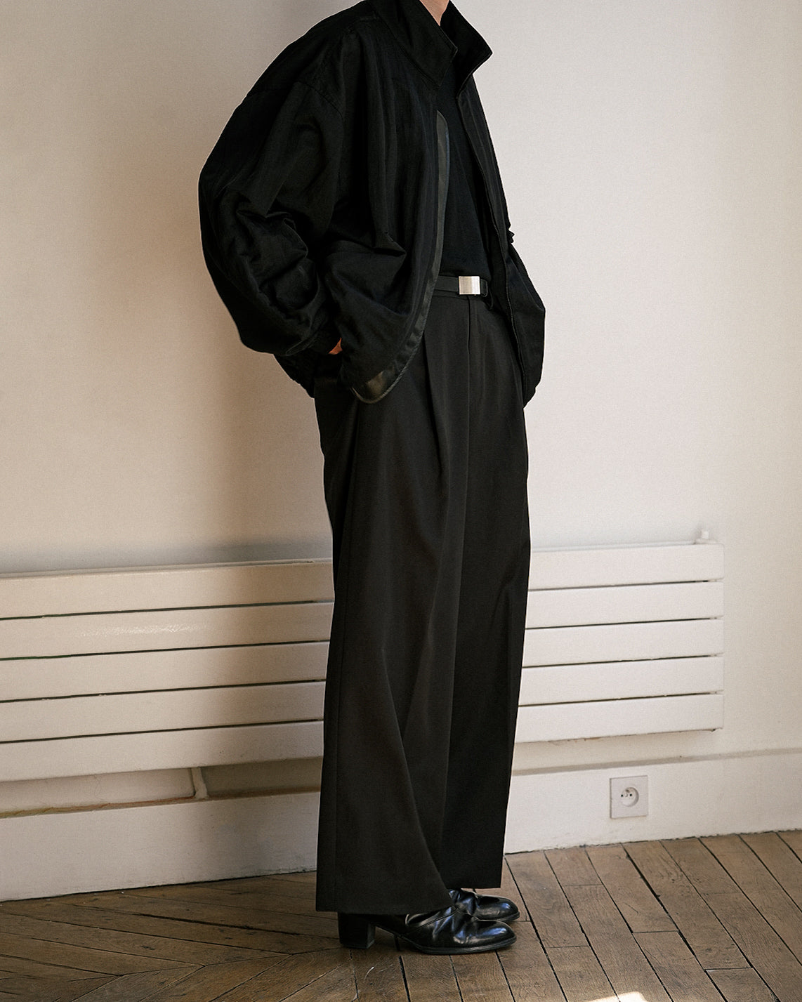 BLACK SHRUNK NYLON OVERSIZED FLIGHT JACKET