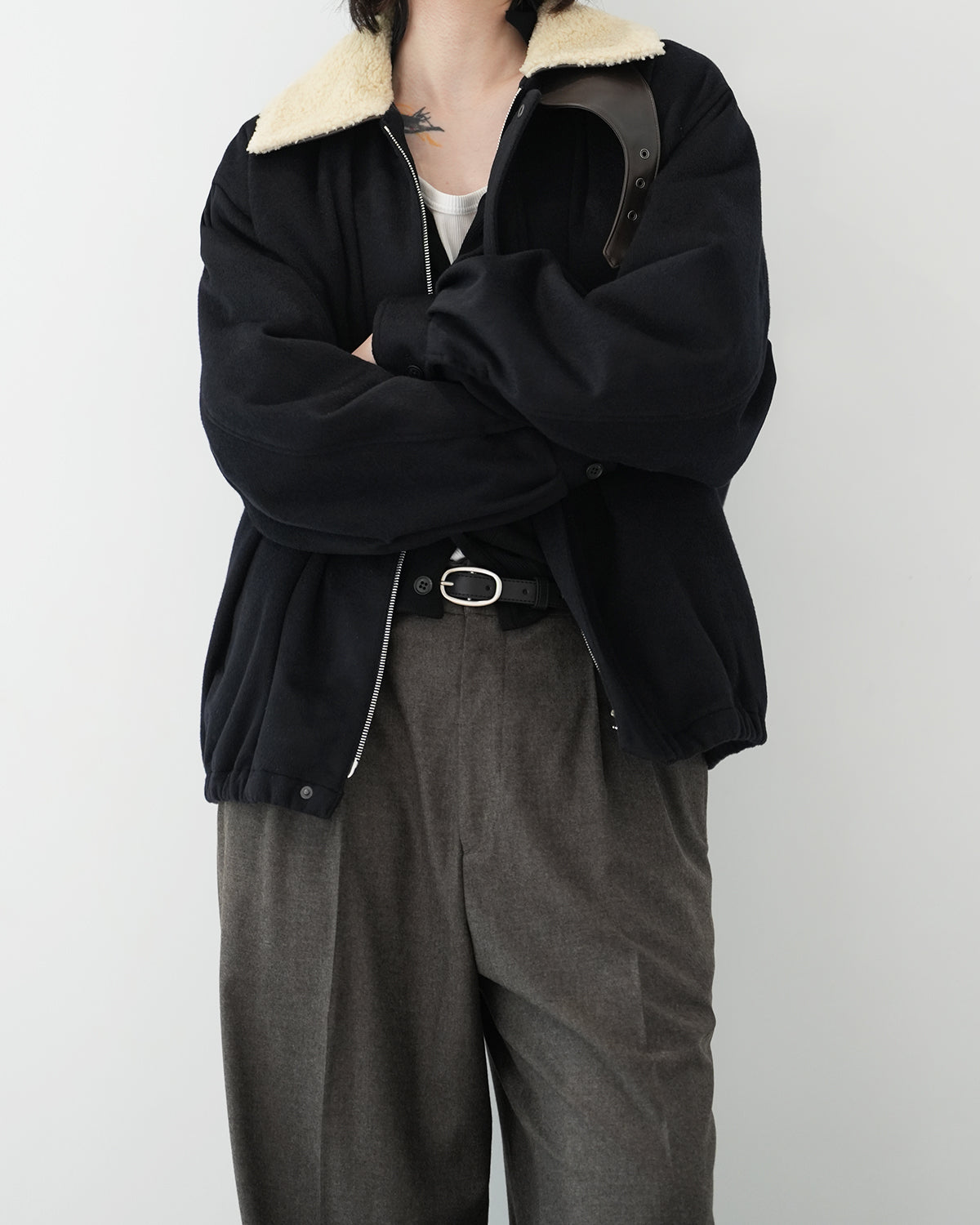 DARK NAVY MOUTON COLLAR WOOL CASHMERE PADDED JACKET