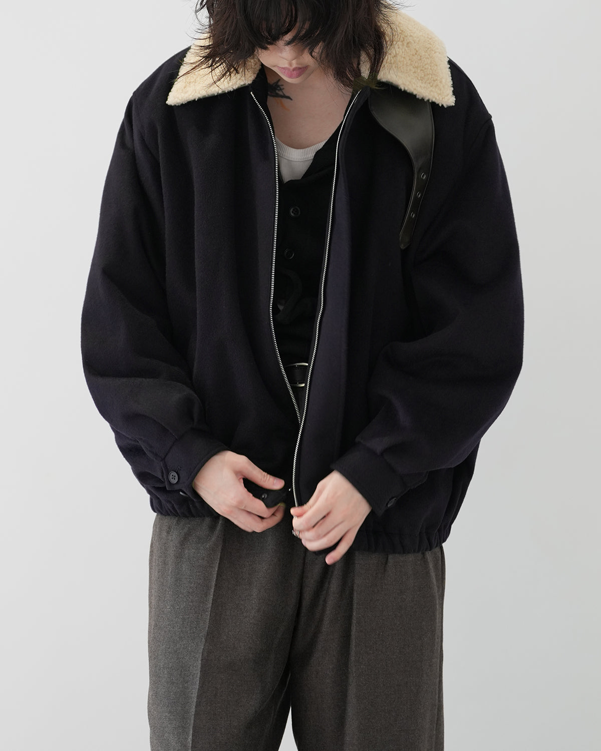 DARK NAVY MOUTON COLLAR WOOL CASHMERE PADDED JACKET