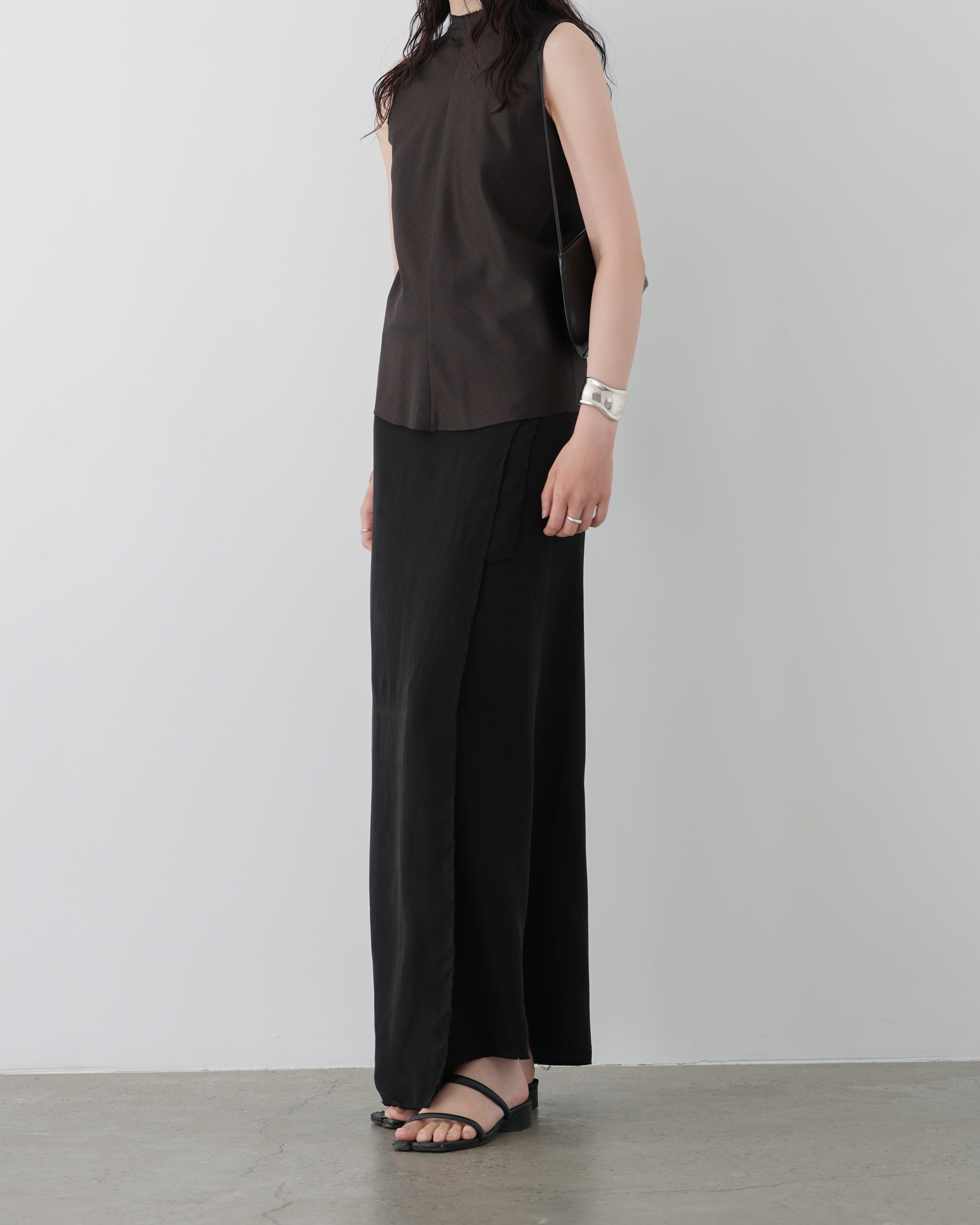 BROWN FINE WOOL CENTER SEAMS TOP