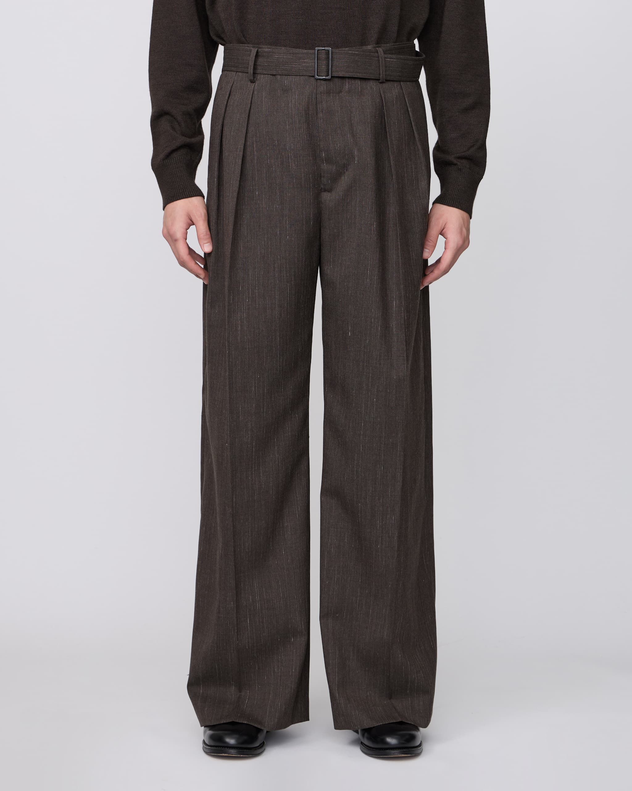 BROWN BELTED BAGGY TROUSERS