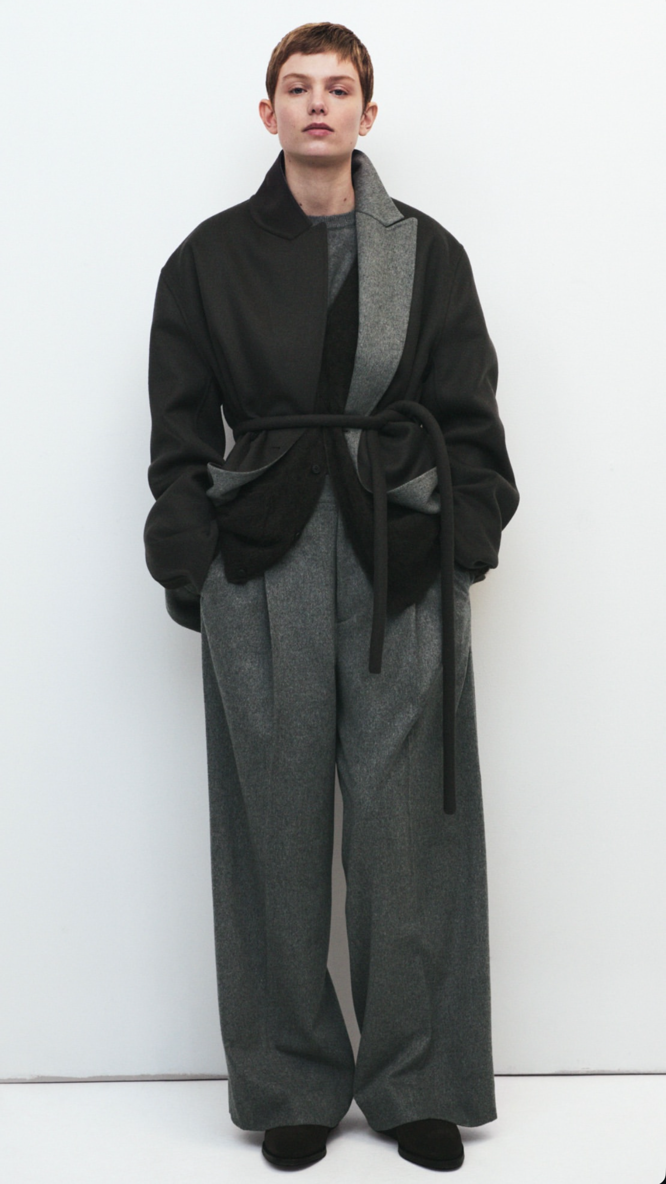 GREY KHAKI x GREY WOOL/CASHMERE REVERSIBLE PEAK LAPEL JACKET