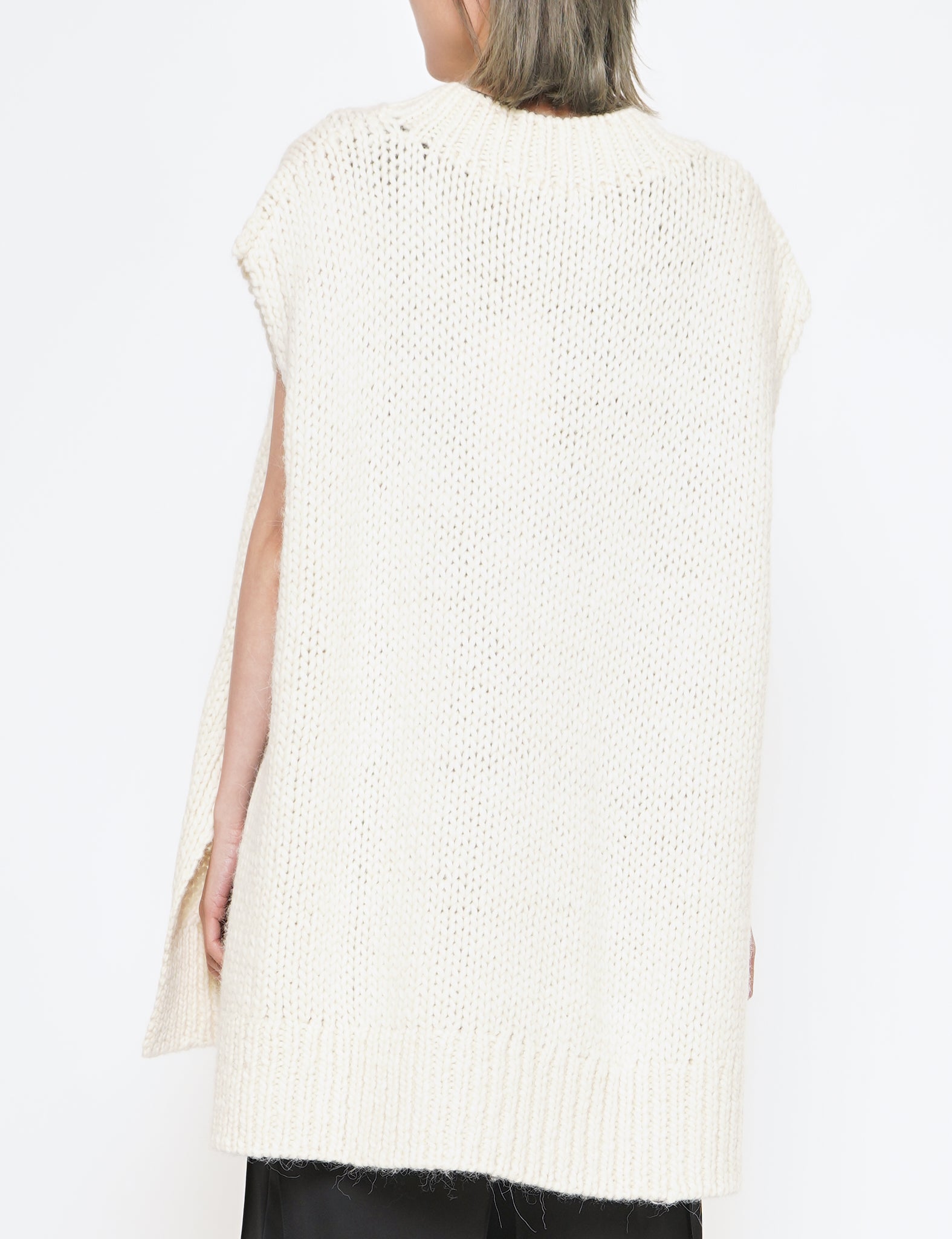 WHITE ALPACA WOOL ACRYLIC OVERSIZED CHUNKY KNIT VEST