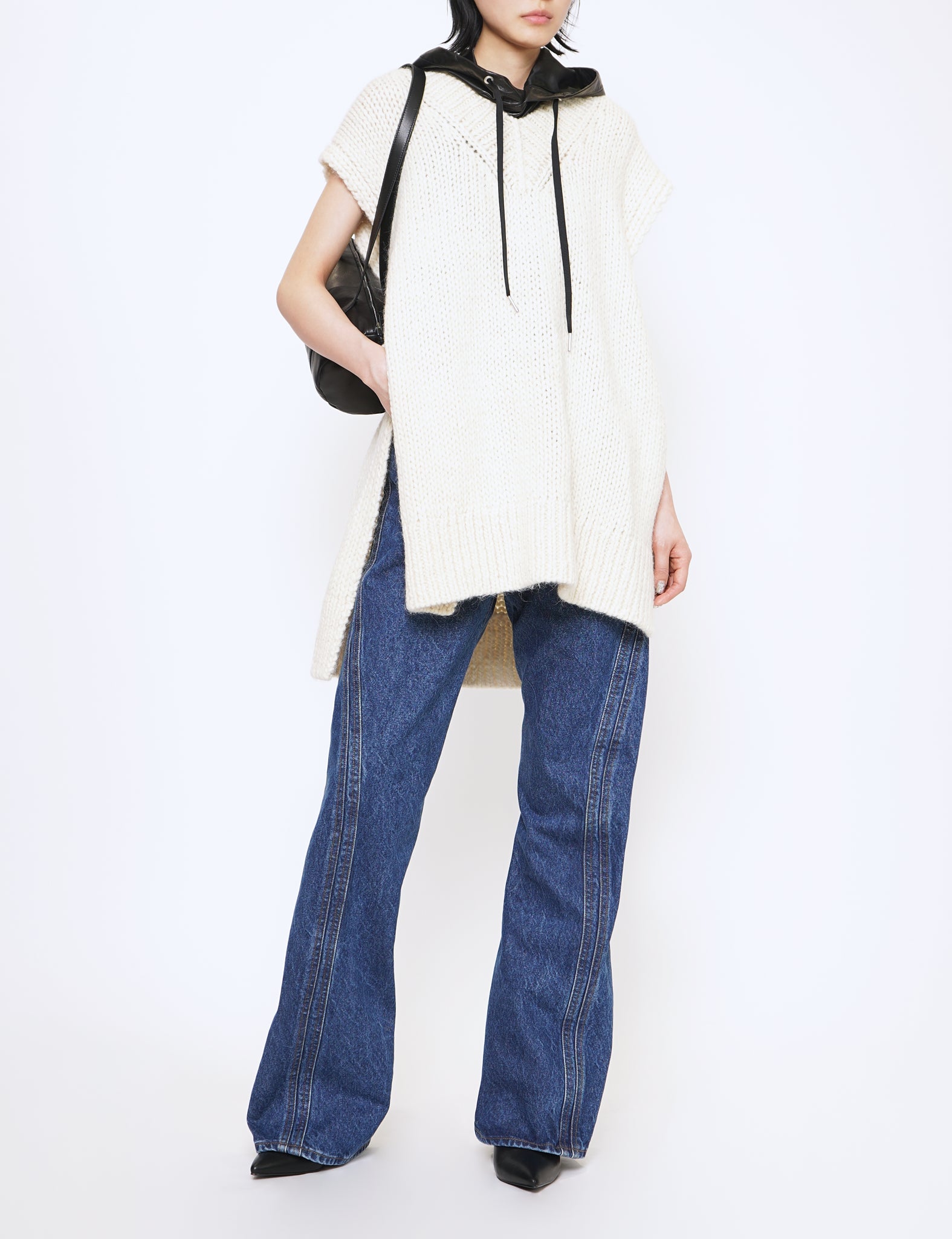 FADED INDIGO 3D TWISTED REGULAR JEANS