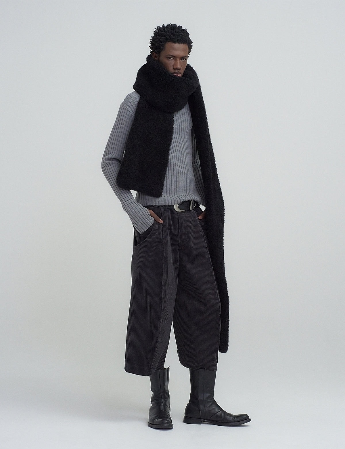 CHARCOAL S CURVED UTILITY CAPRI TROUSERS