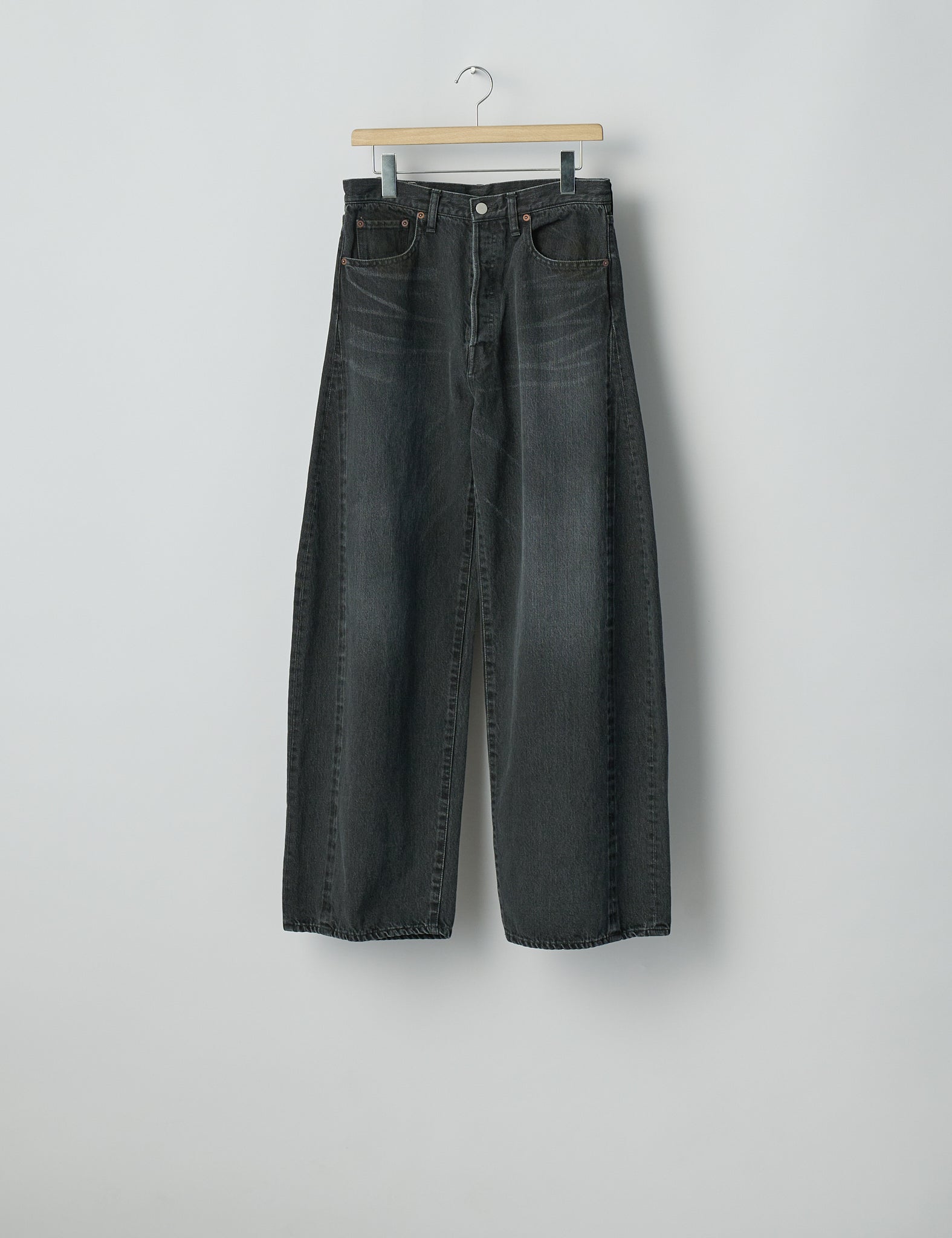 BLACK DEFORMATION WIDE DENIM JEANS