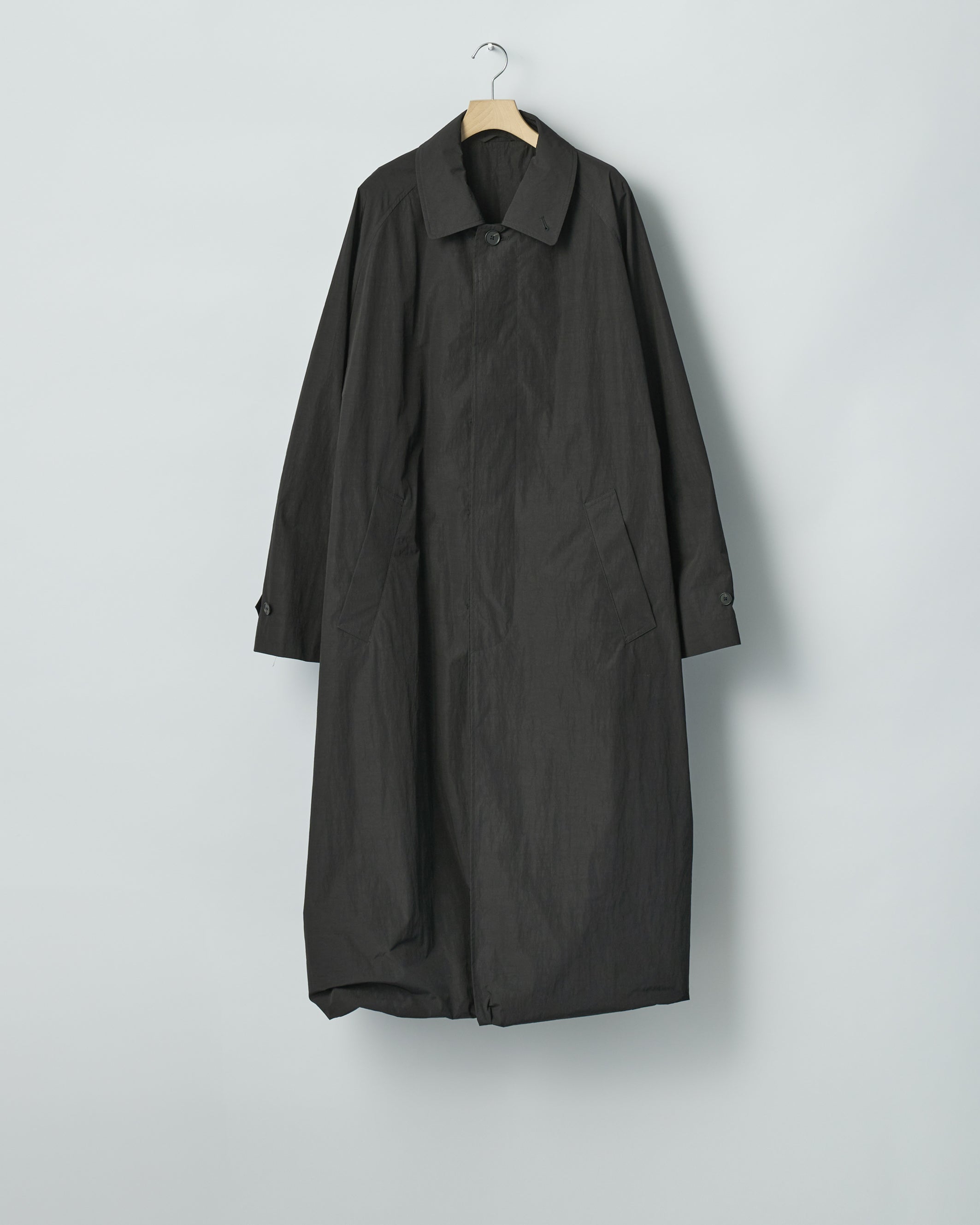 BLACK OVERSIZED LAYERED COMBINATION COAT