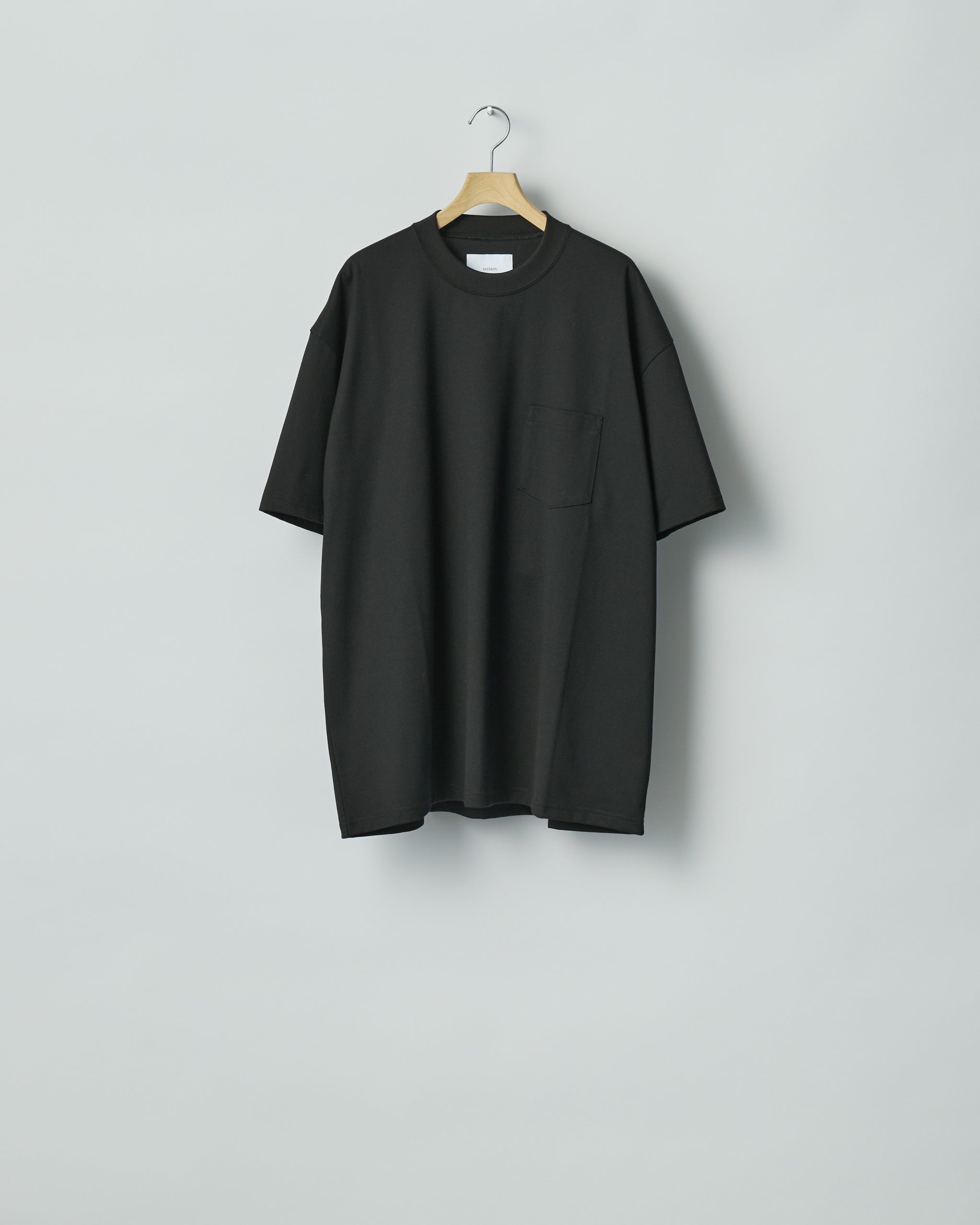BLACK SUPIMA COTTON OVERSIZED POCKET TEE