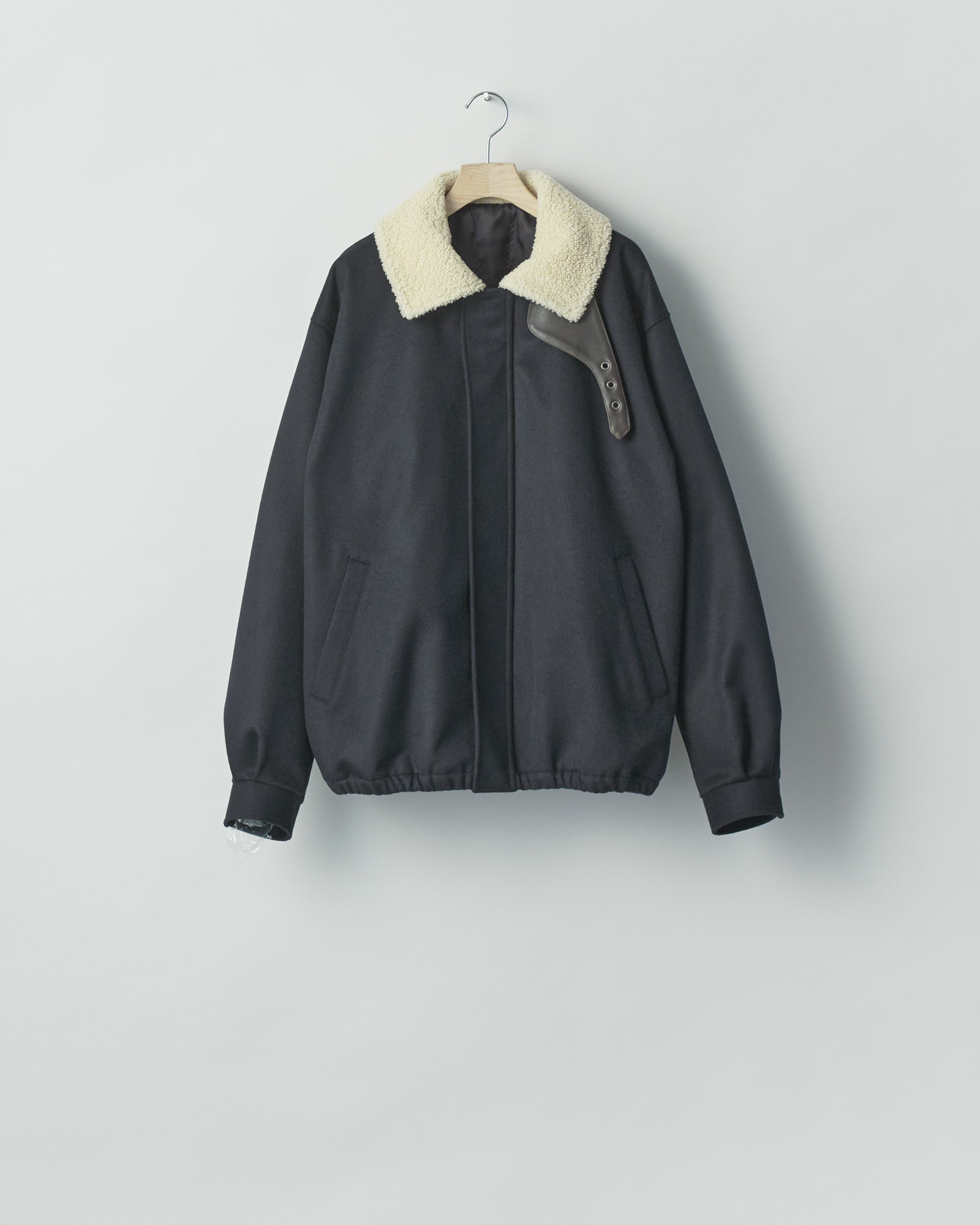 DARK NAVY MOUTON COLLAR WOOL CASHMERE PADDED JACKET