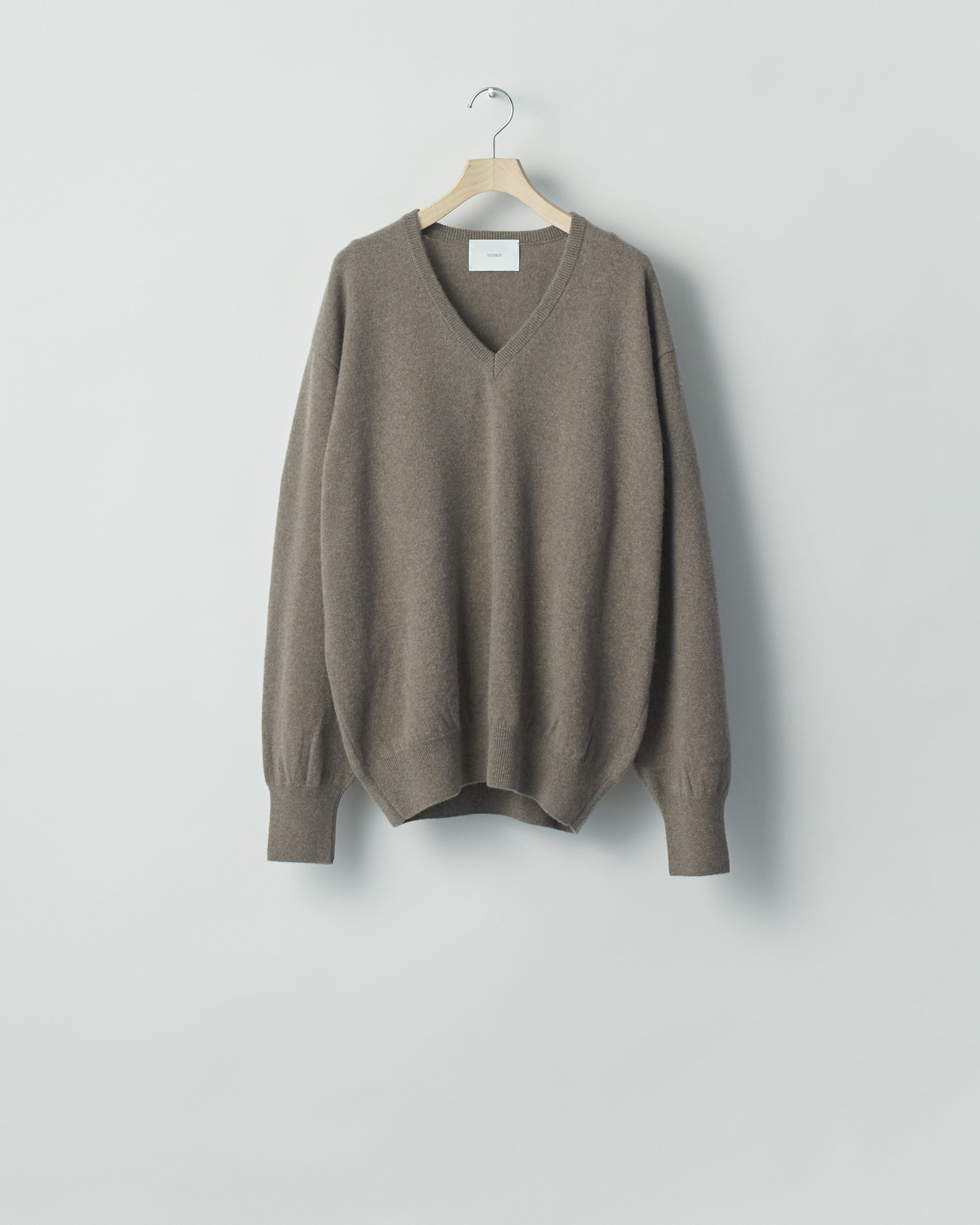TAUPE PURE CASHMERE KNIT V NECK LS