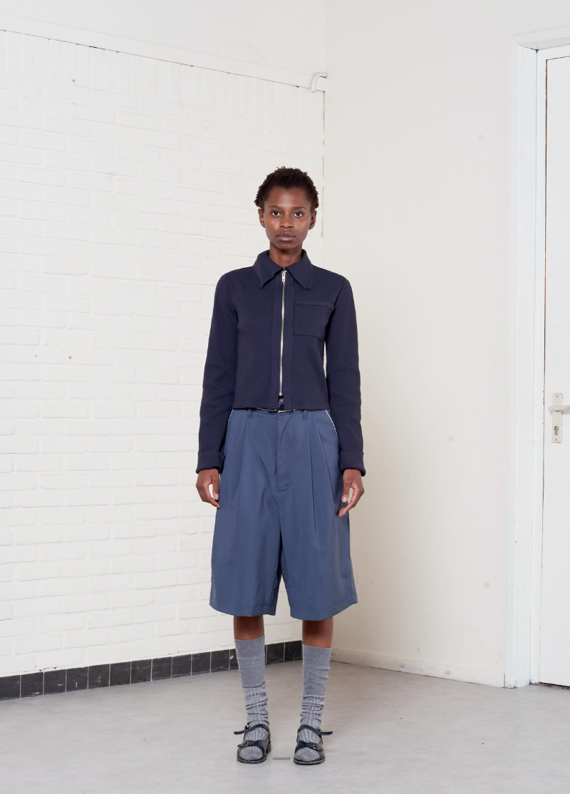 NAVY FITTED ZIP CARDIGAN