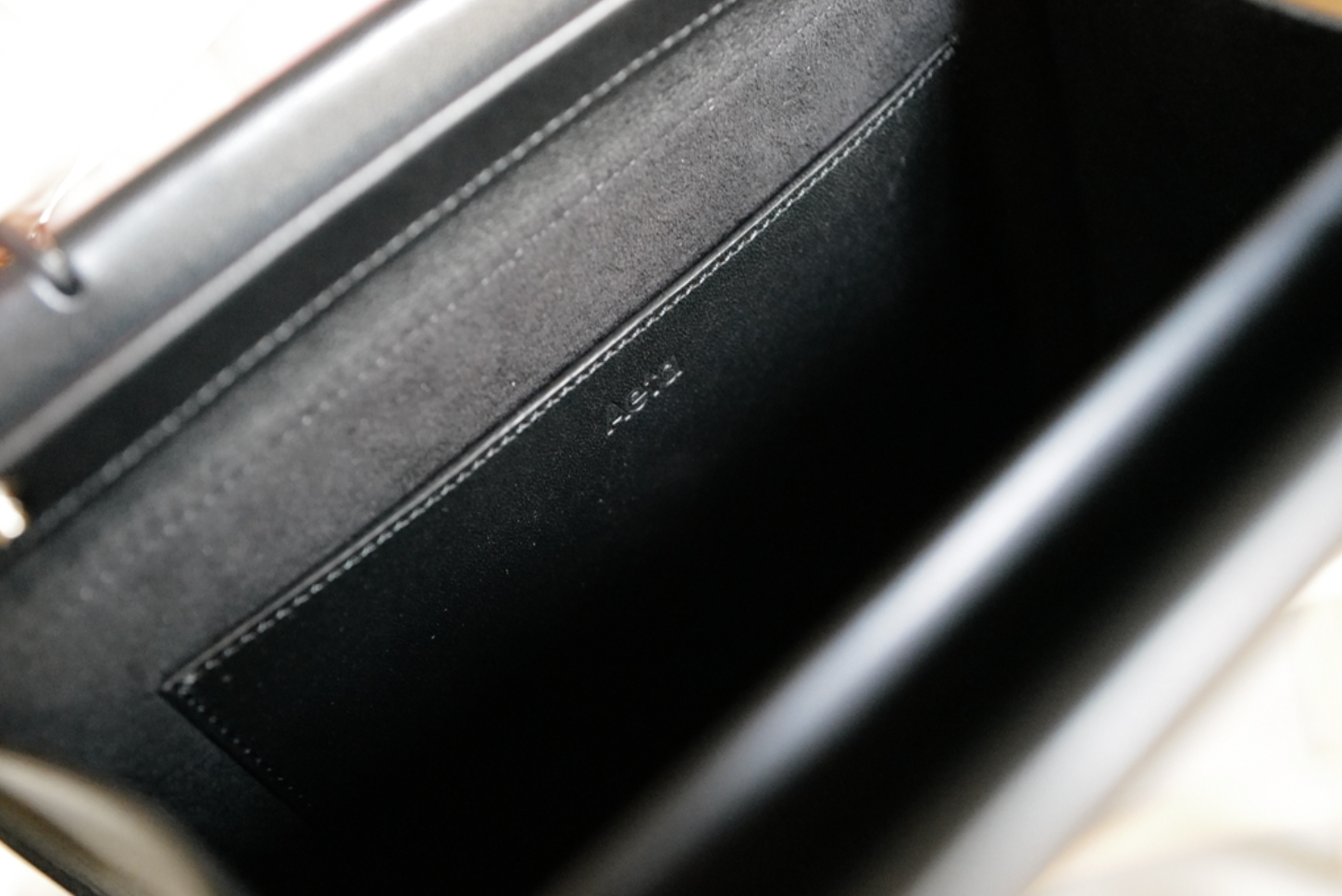 BLACK COW LEATHER SQUARE-SHAPED TOTE BAG LONG HANDLE S GE13