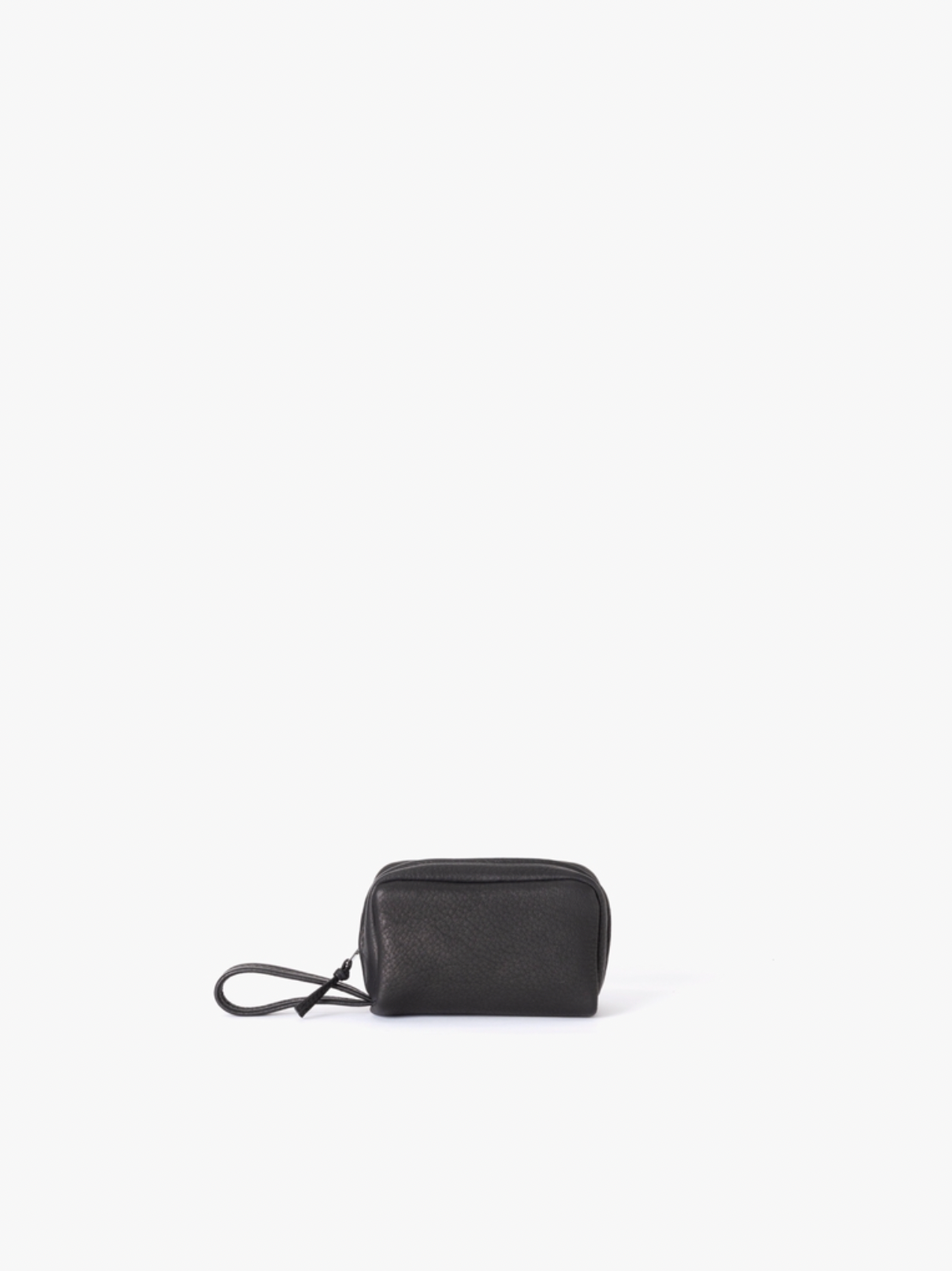 BLACK DEER LEATHER SQUARE POUCH DA116