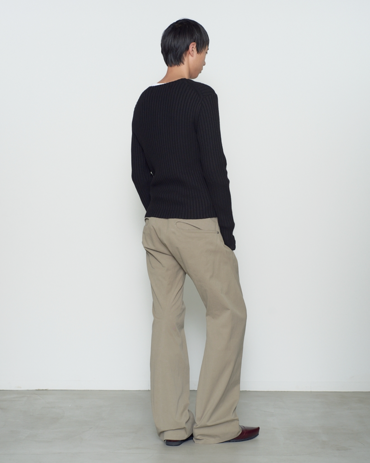 BEIGE 3D TWISTED CHINO PANTS