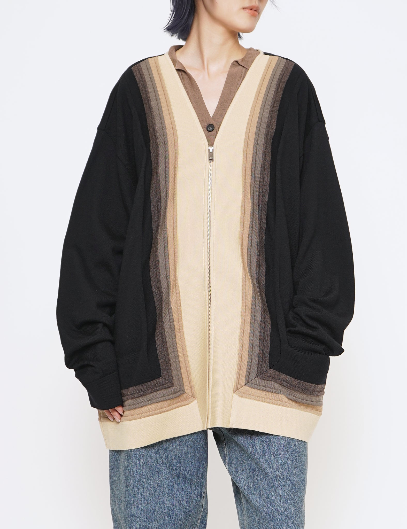 BLACK FRONT ZIP CARDIGAN