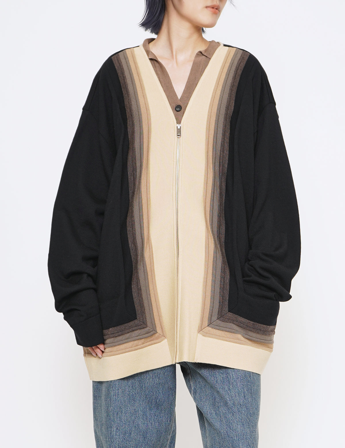YOKE BLACK FRONT ZIP CARDIGAN